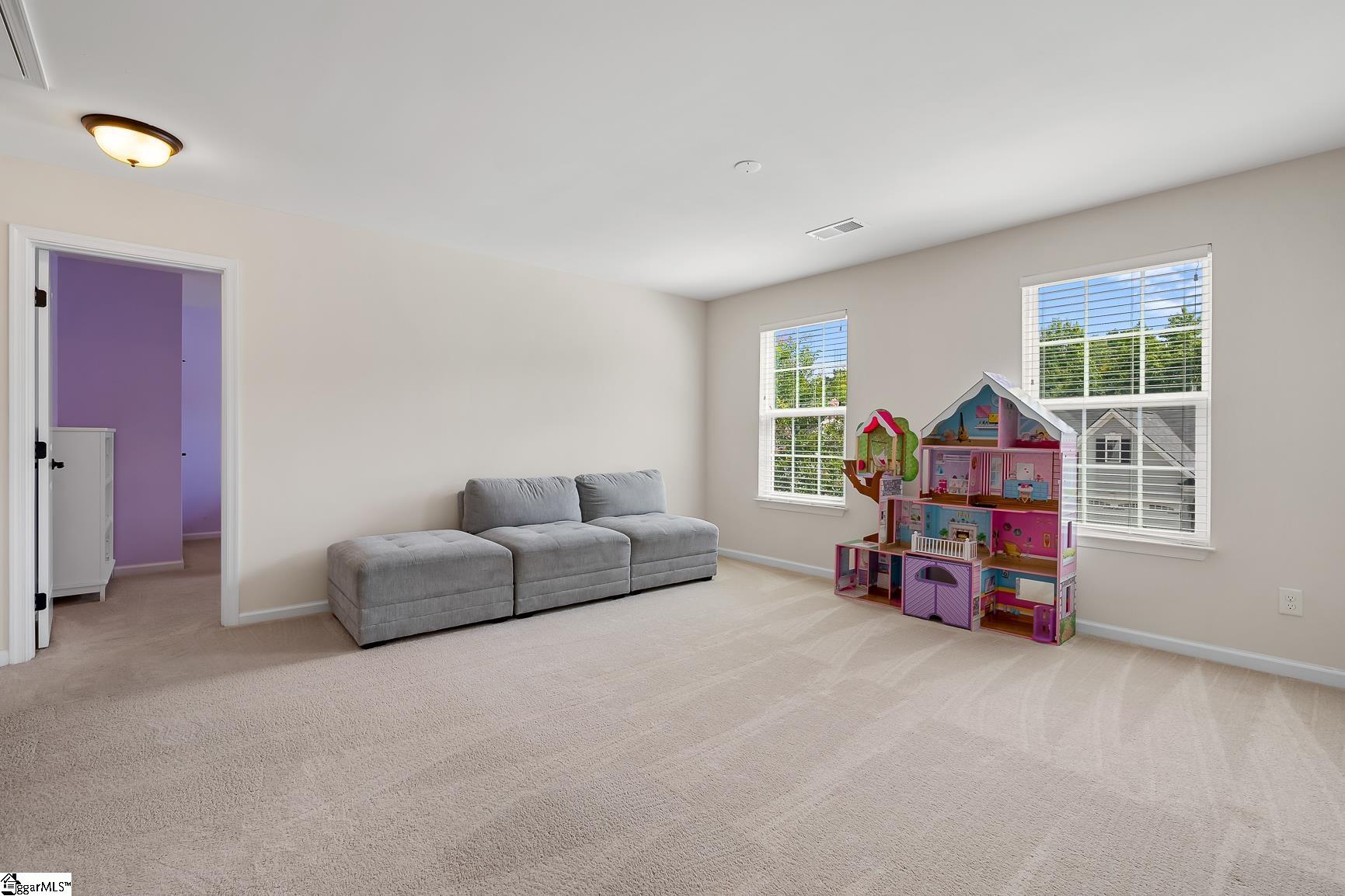 347 Kelsey Glen Lane Simpsonville, SC 29681