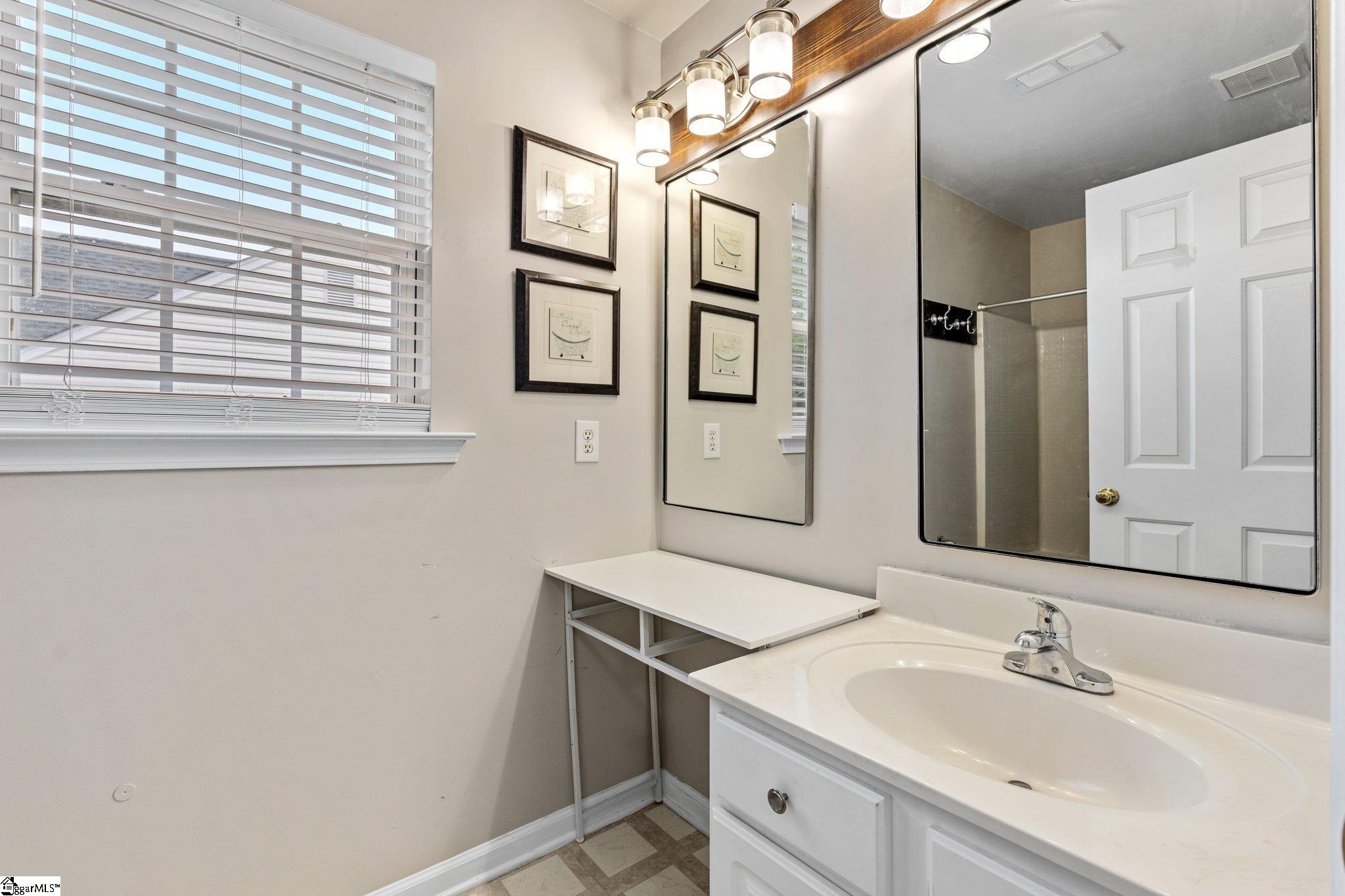 16 N Orchard Farms Avenue Simpsonville, SC 29681
