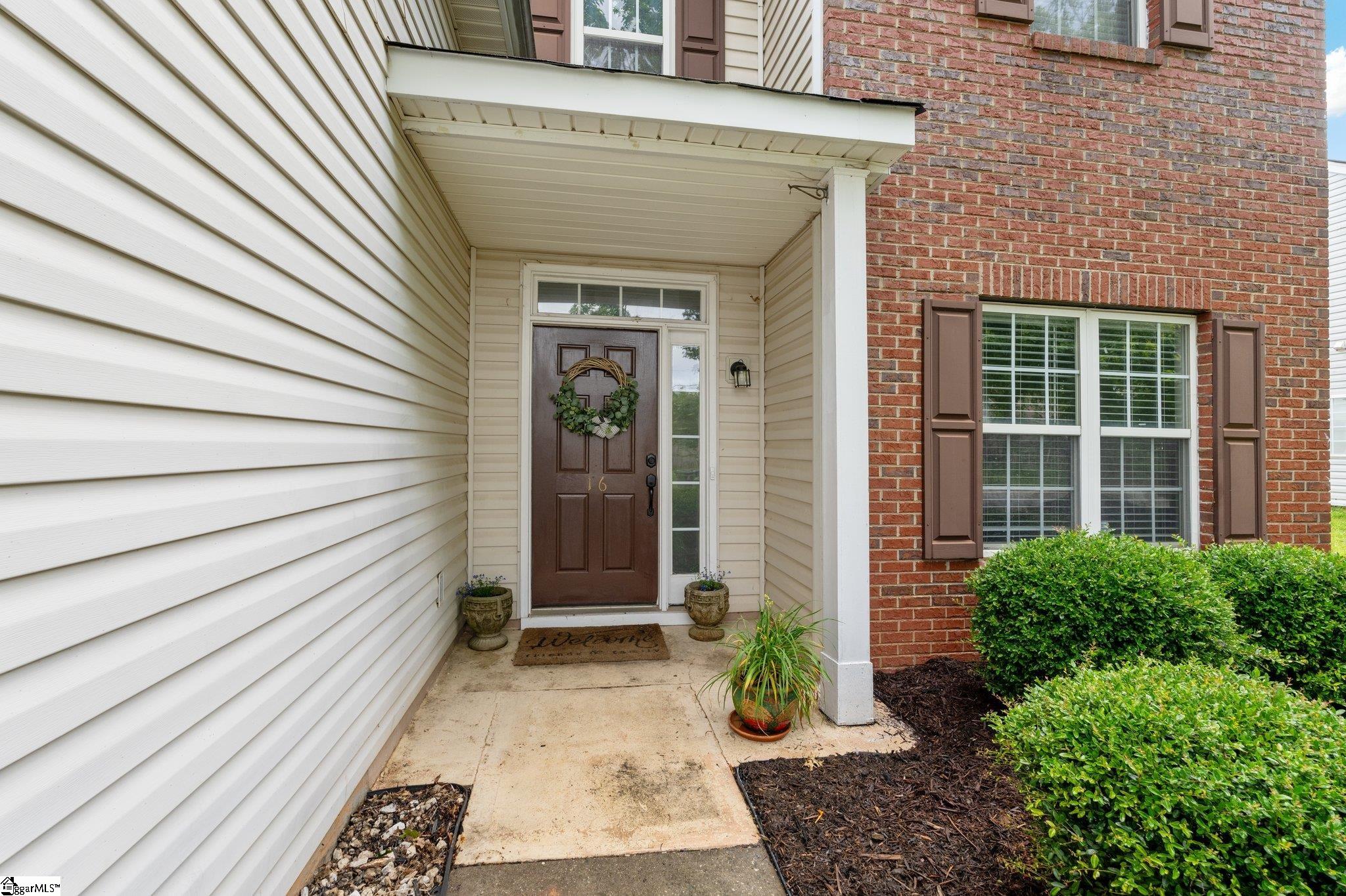 16 N Orchard Farms Avenue Simpsonville, SC 29681