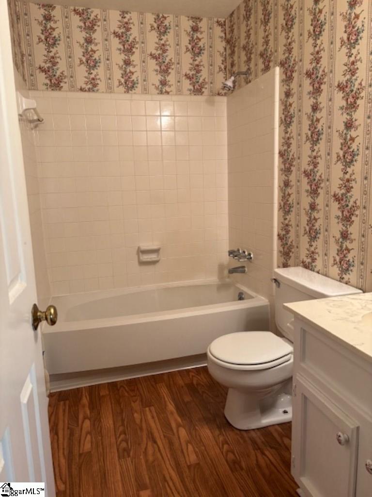 801 Wenwood Circle Greenville, SC 29604-4247