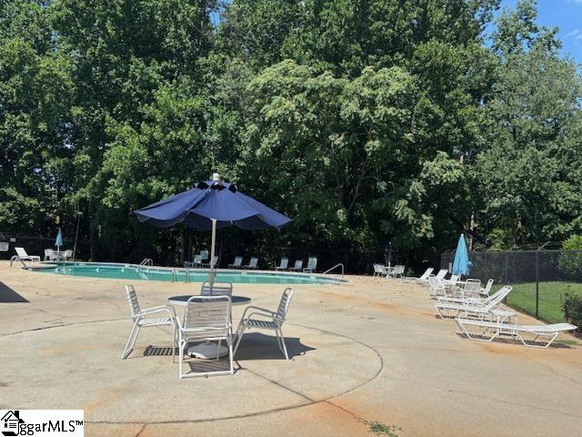 801 Wenwood Circle Greenville, SC 29604-4247