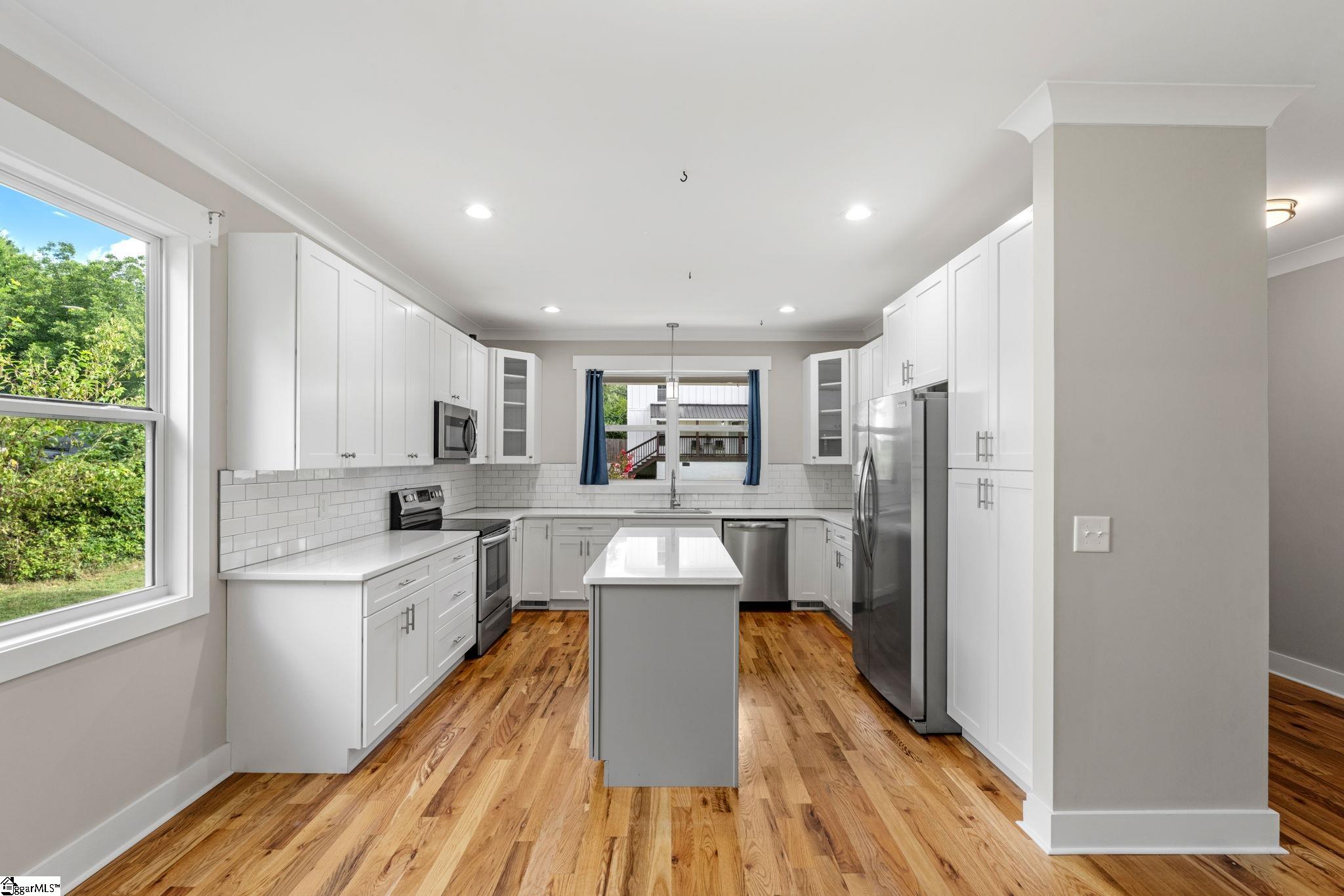 34 Seth Street Greenville, SC 29605