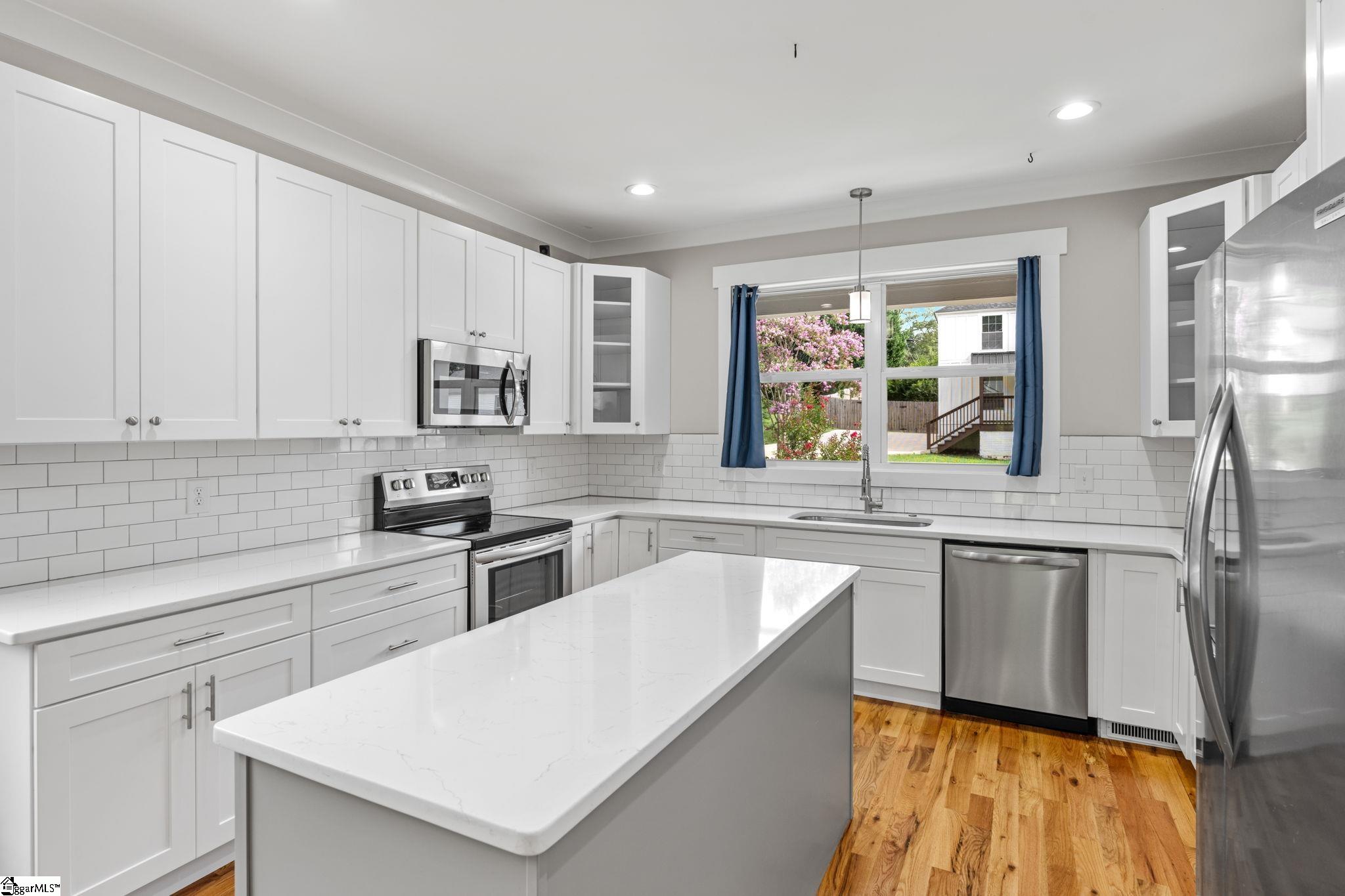 34 Seth Street Greenville, SC 29605