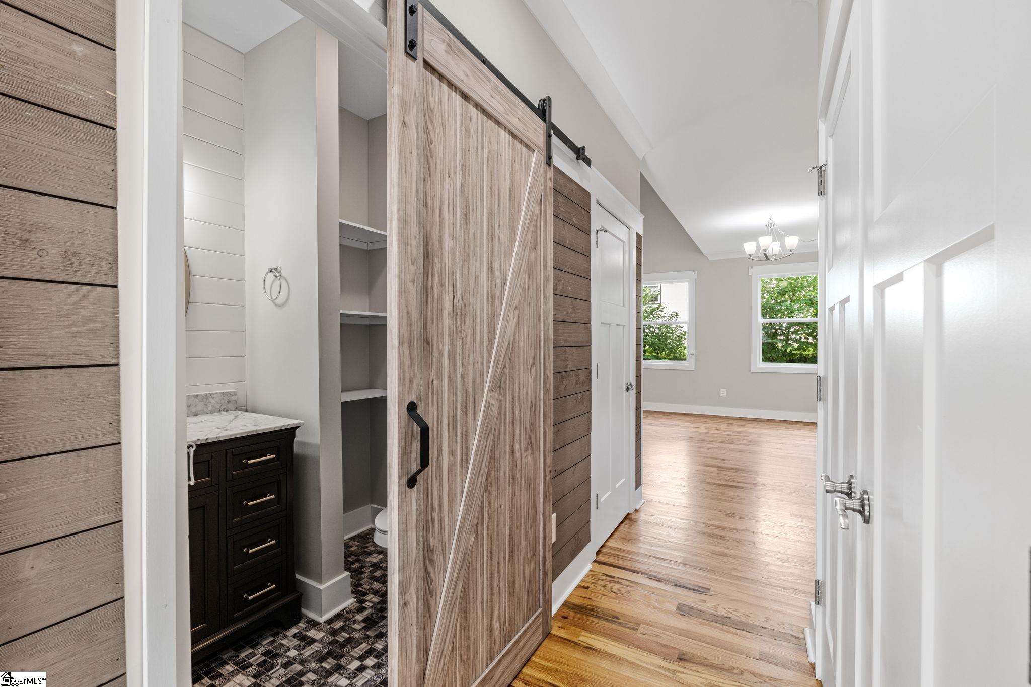 34 Seth Street Greenville, SC 29605