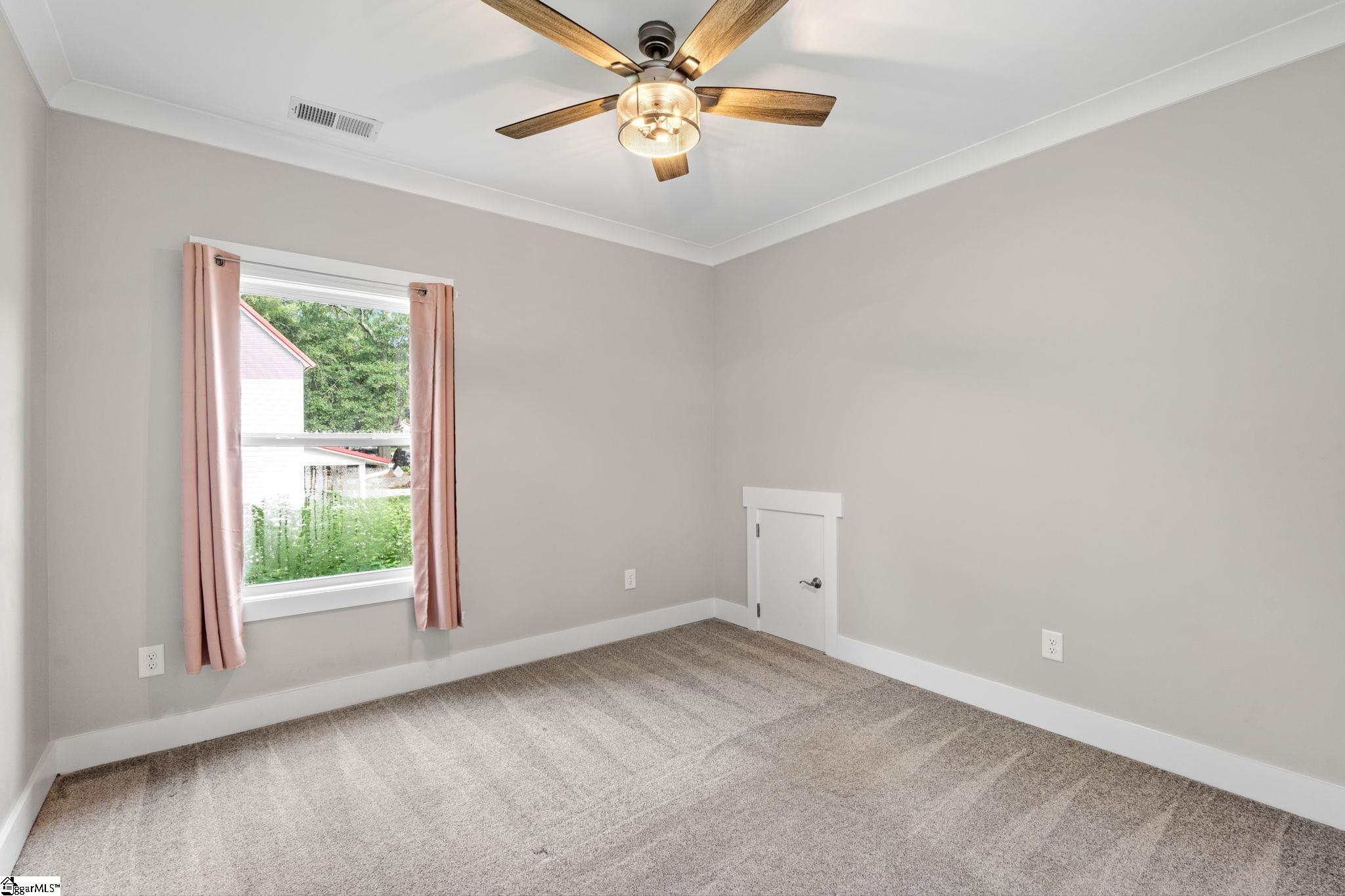 34 Seth Street Greenville, SC 29605