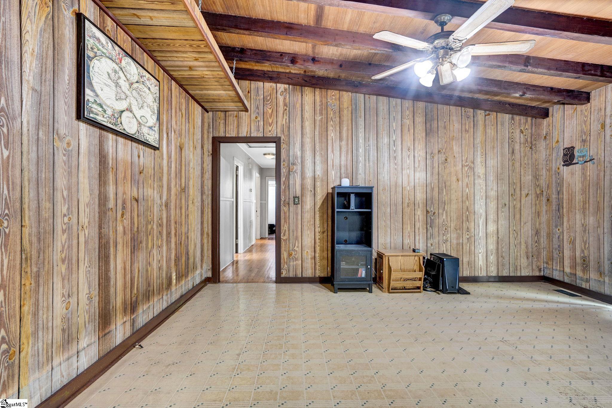 21 Wilcun Drive Greenville, SC 29617