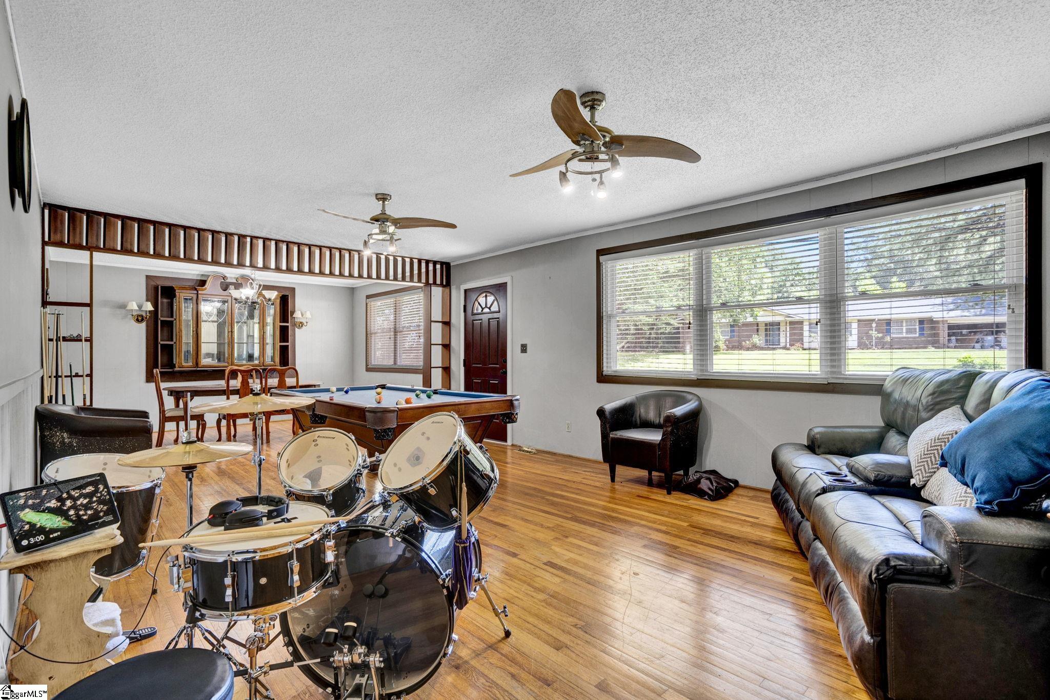 21 Wilcun Drive Greenville, SC 29617