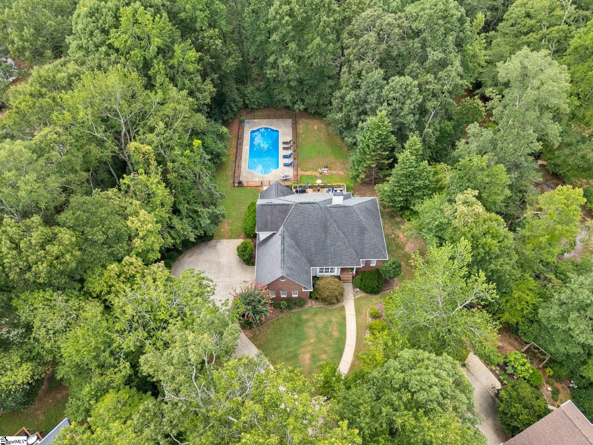 322 Oleander Lane Spartanburg, SC 29303