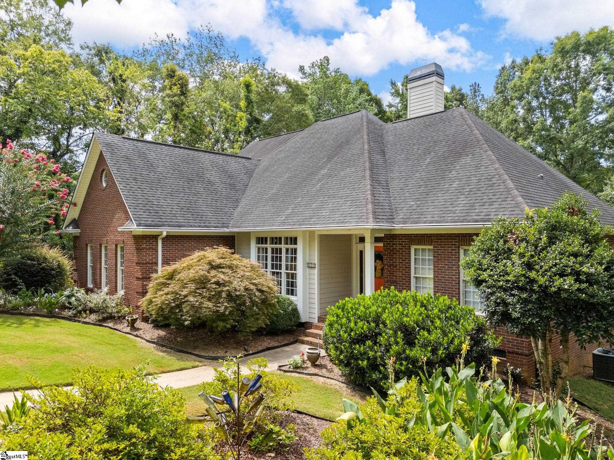 322 Oleander Lane Spartanburg, SC 29303