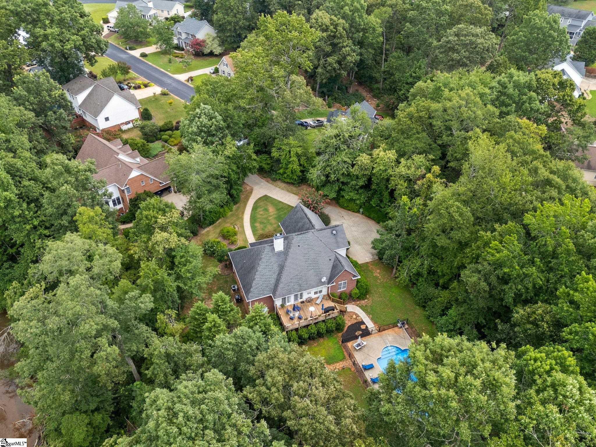 322 Oleander Lane Spartanburg, SC 29303