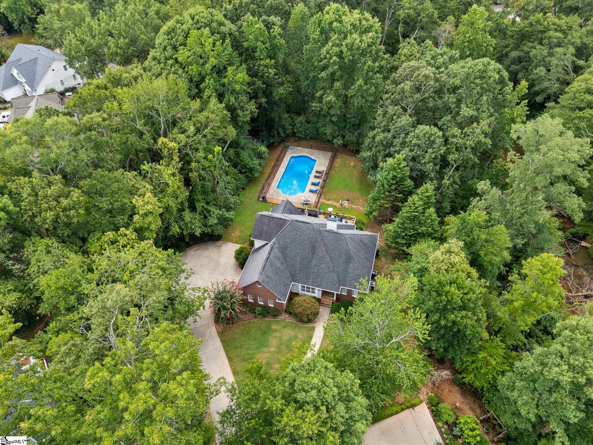 322 Oleander Lane Spartanburg, SC 29303