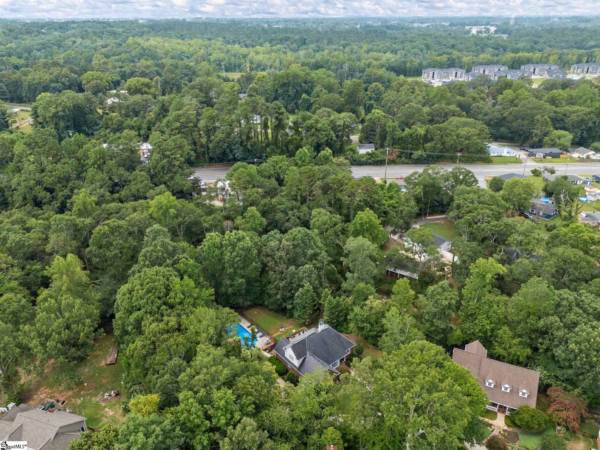 322 Oleander Lane Spartanburg, SC 29303