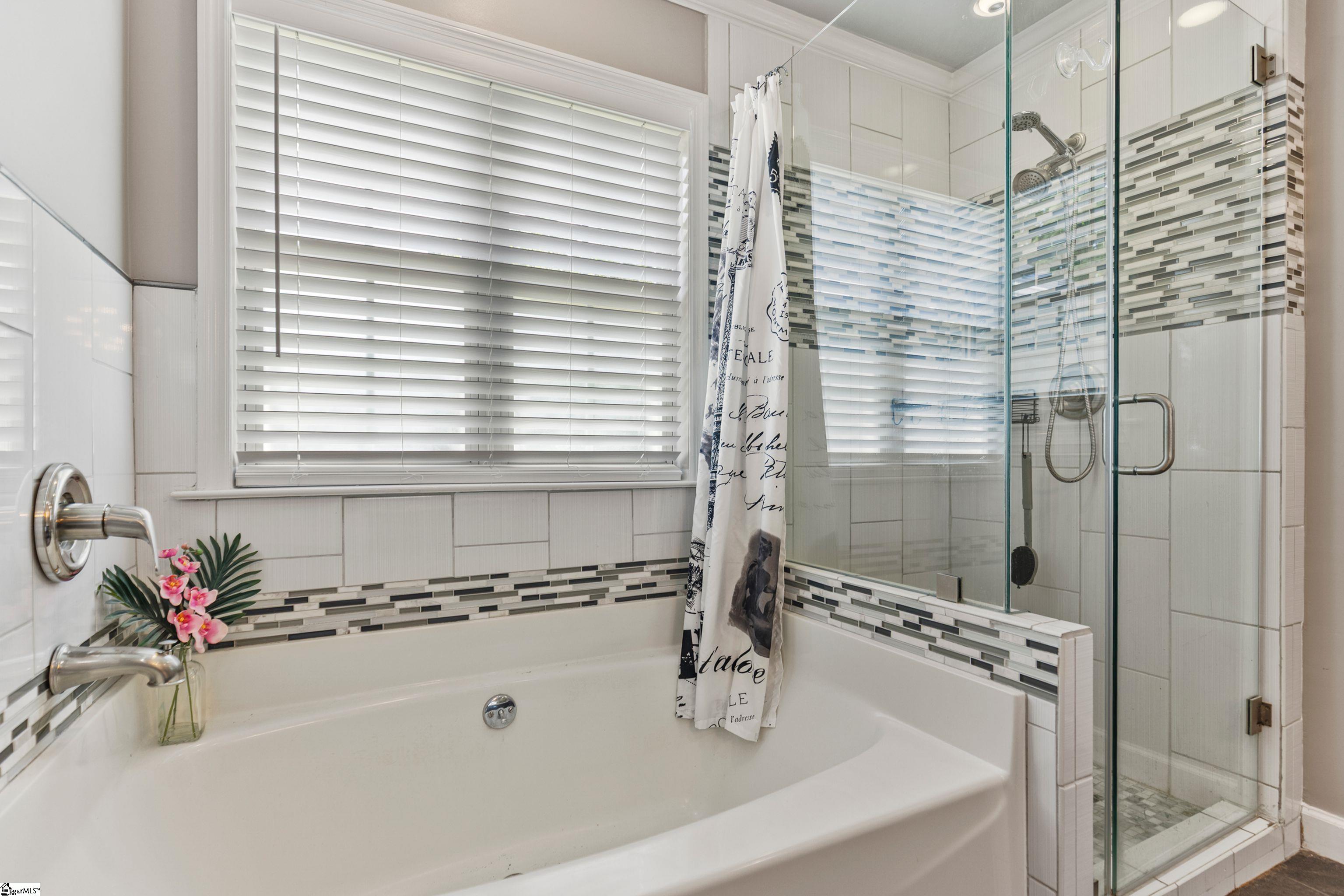 311 N Autumn Crest Place Taylors, SC 29687
