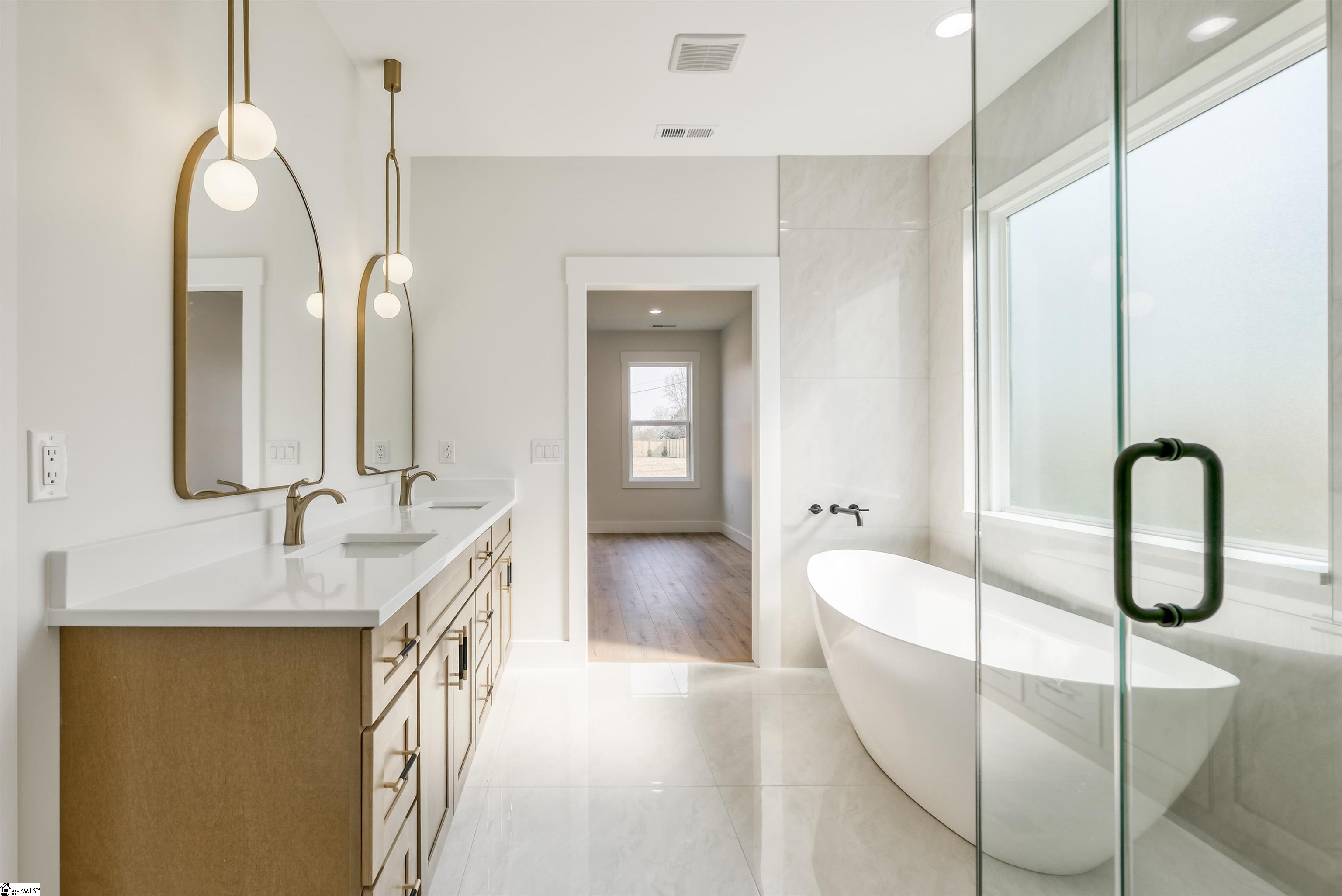 3615 Pennington Drive Greer, SC 29651