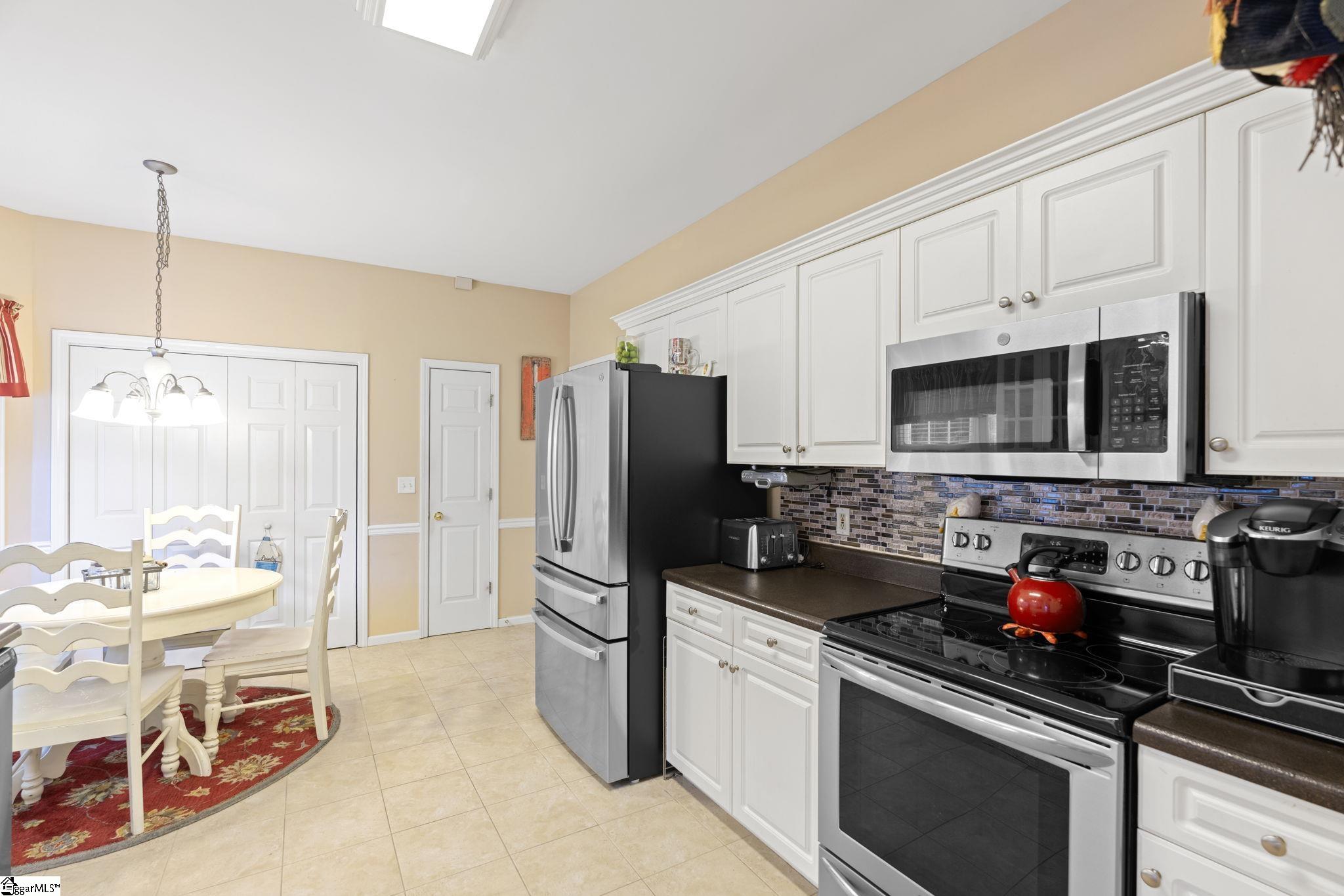 211 Northfield Lane Simpsonville, SC 29681