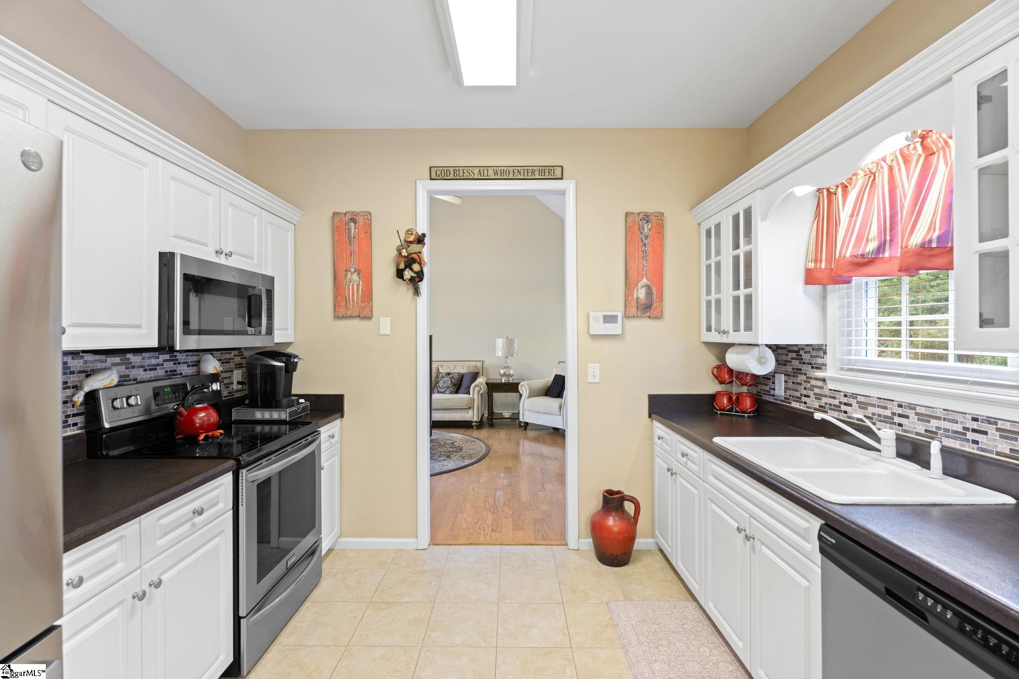 211 Northfield Lane Simpsonville, SC 29681