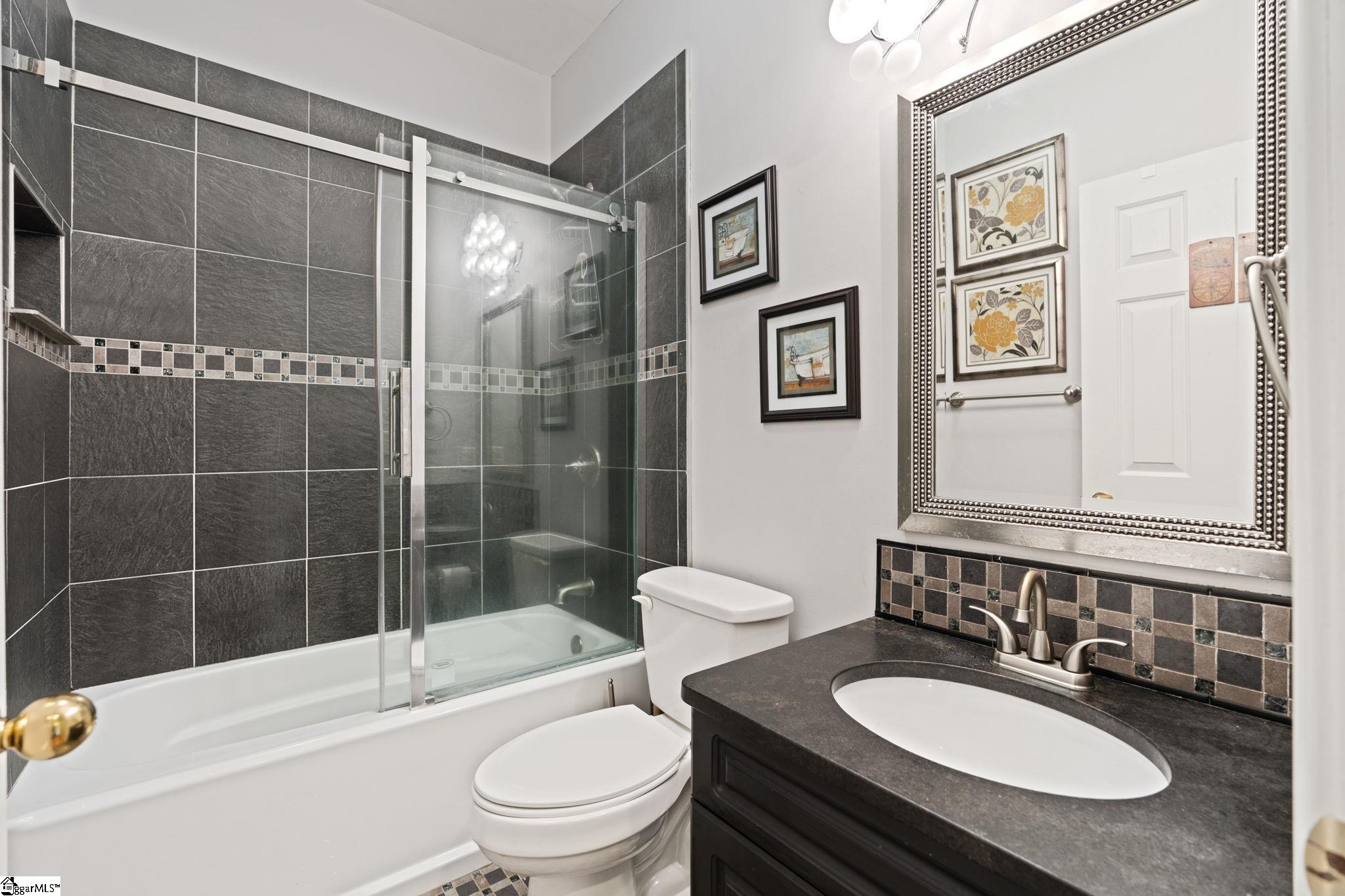 211 Northfield Lane Simpsonville, SC 29681