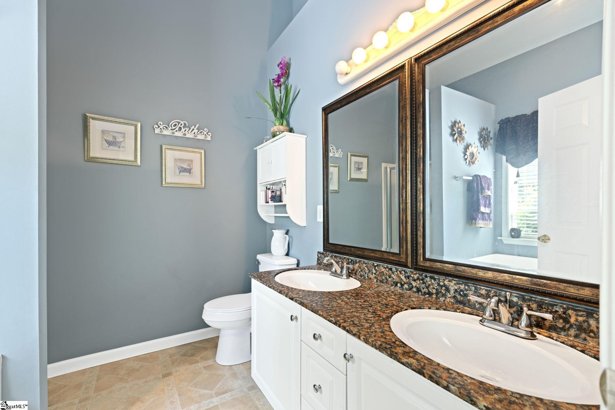 211 Northfield Lane Simpsonville, SC 29681