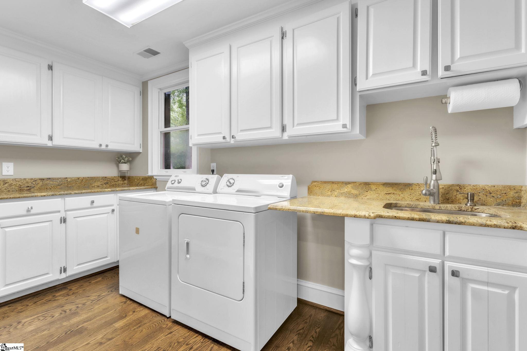 336 Parkside Drive Simpsonville, SC 29681