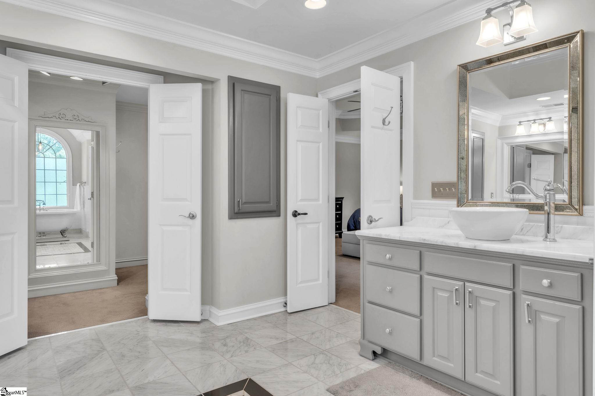 336 Parkside Drive Simpsonville, SC 29681