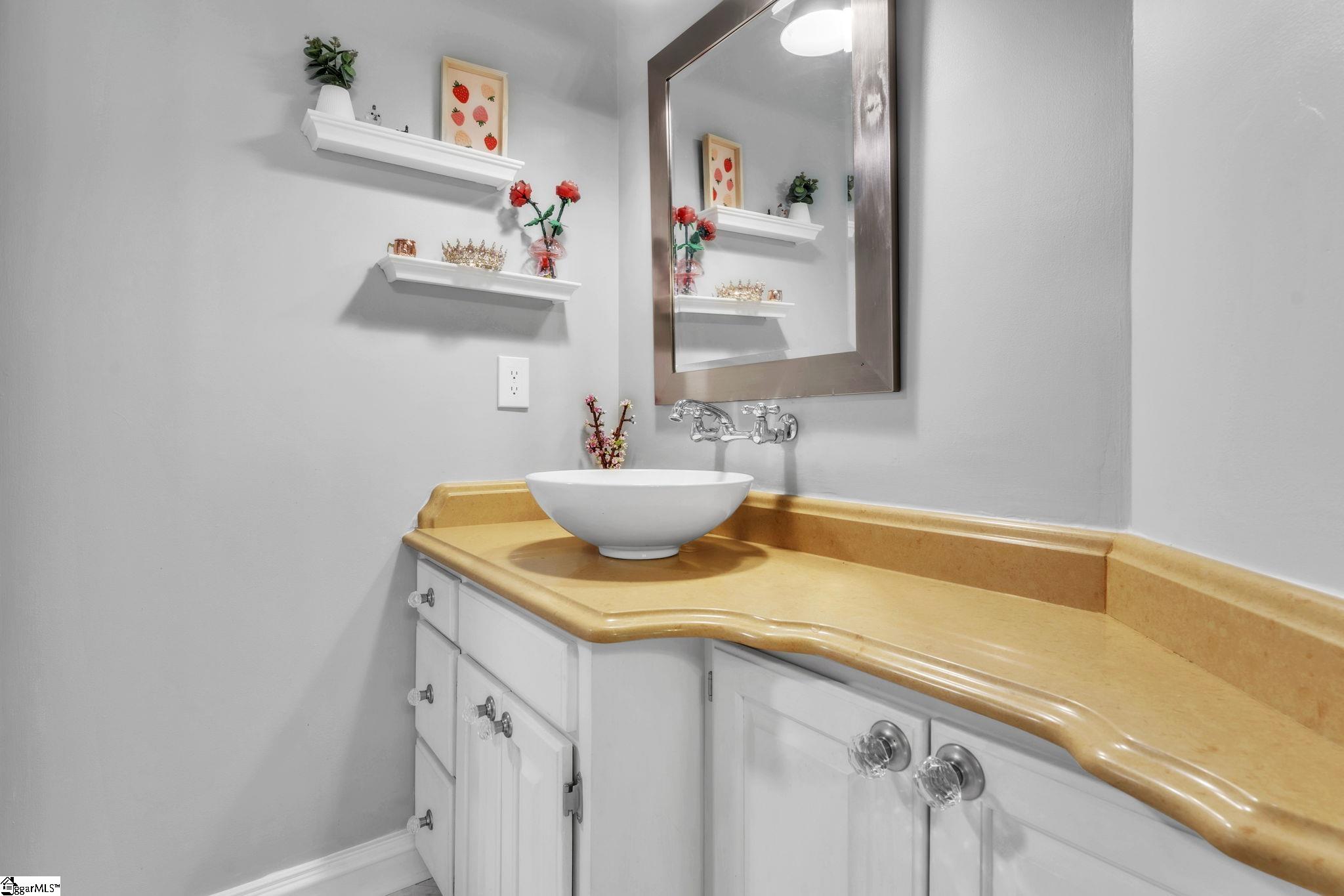 336 Parkside Drive Simpsonville, SC 29681