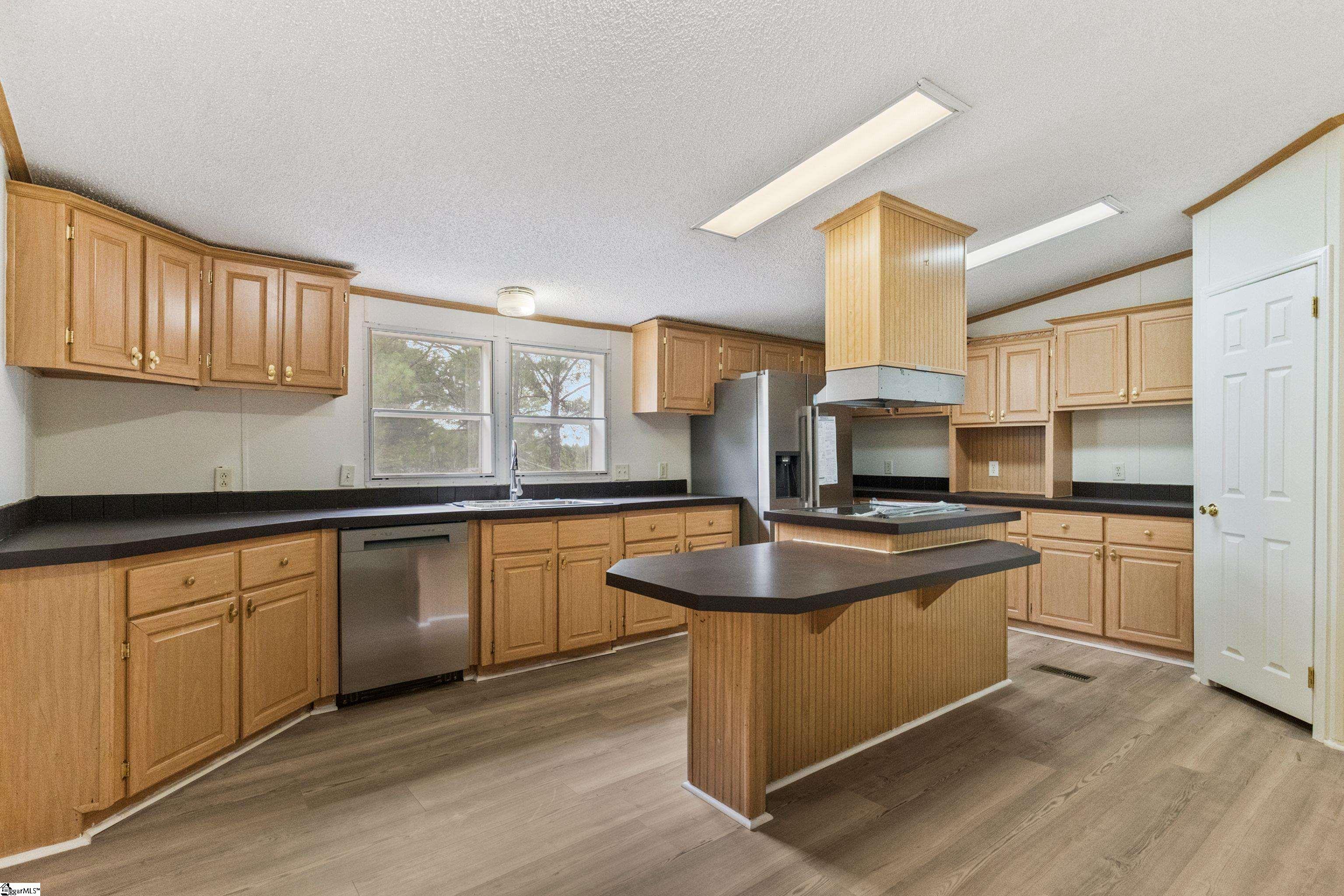 102 De Leon Drive Anderson, SC 29626