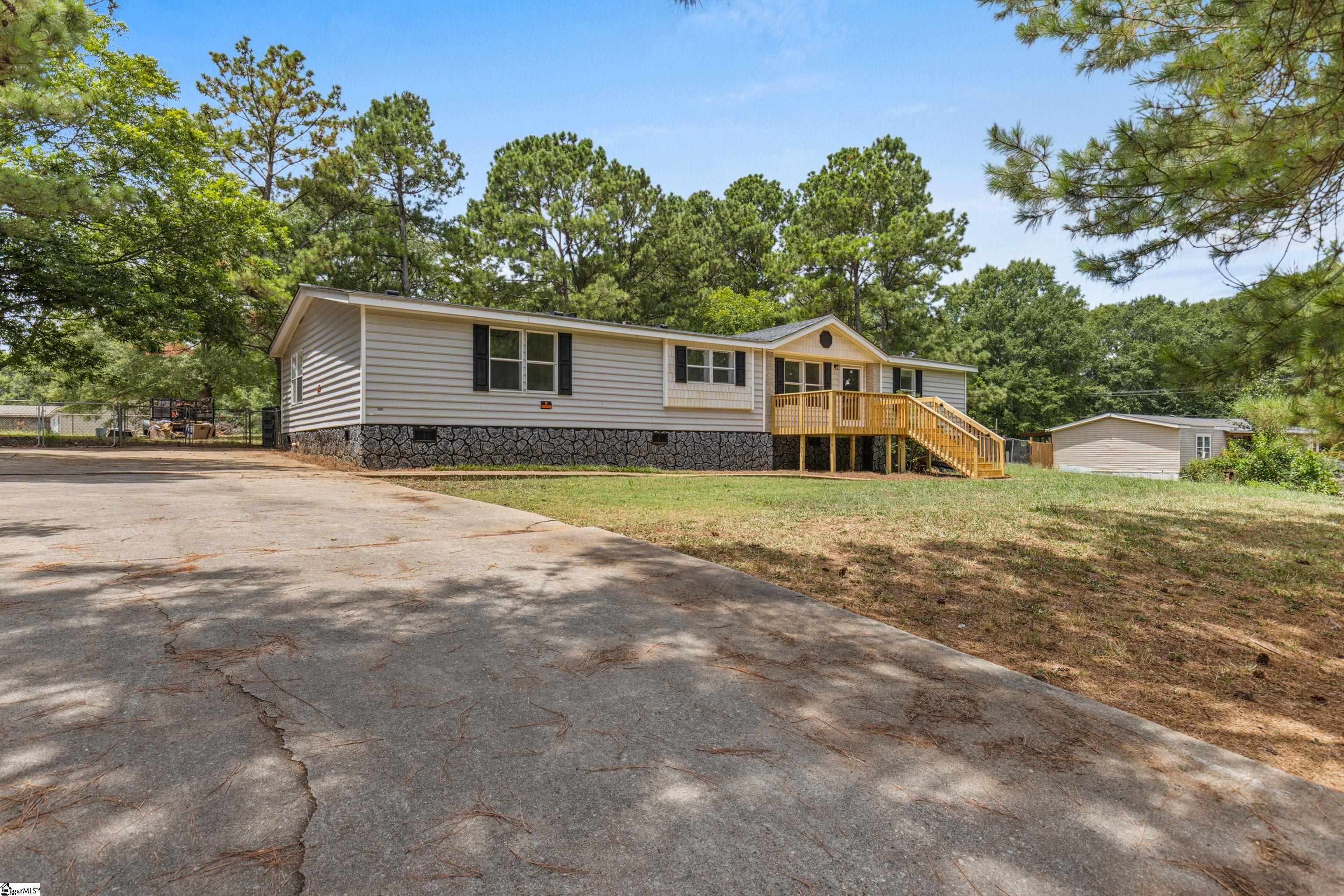 102 De Leon Drive Anderson, SC 29626