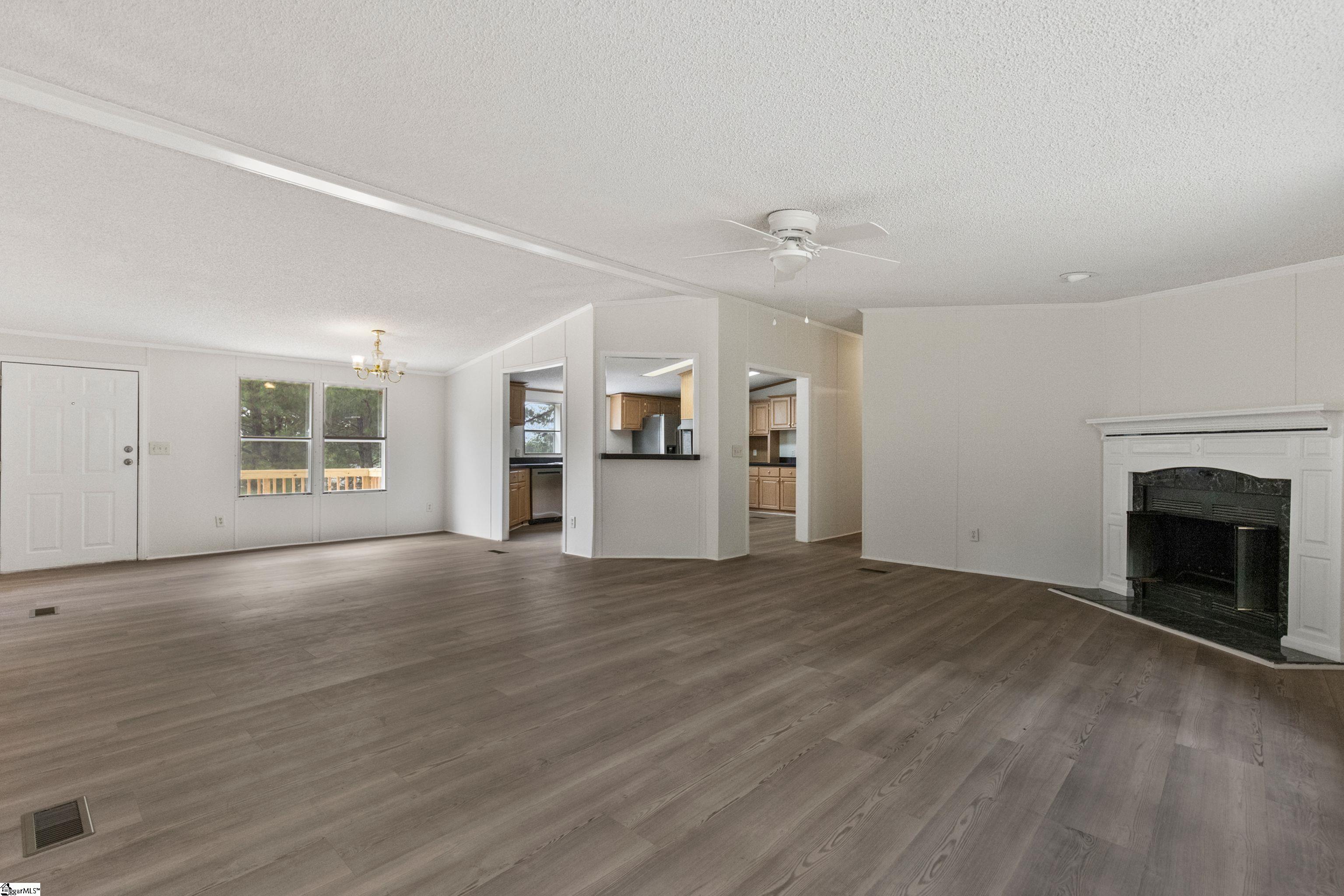 102 De Leon Drive Anderson, SC 29626
