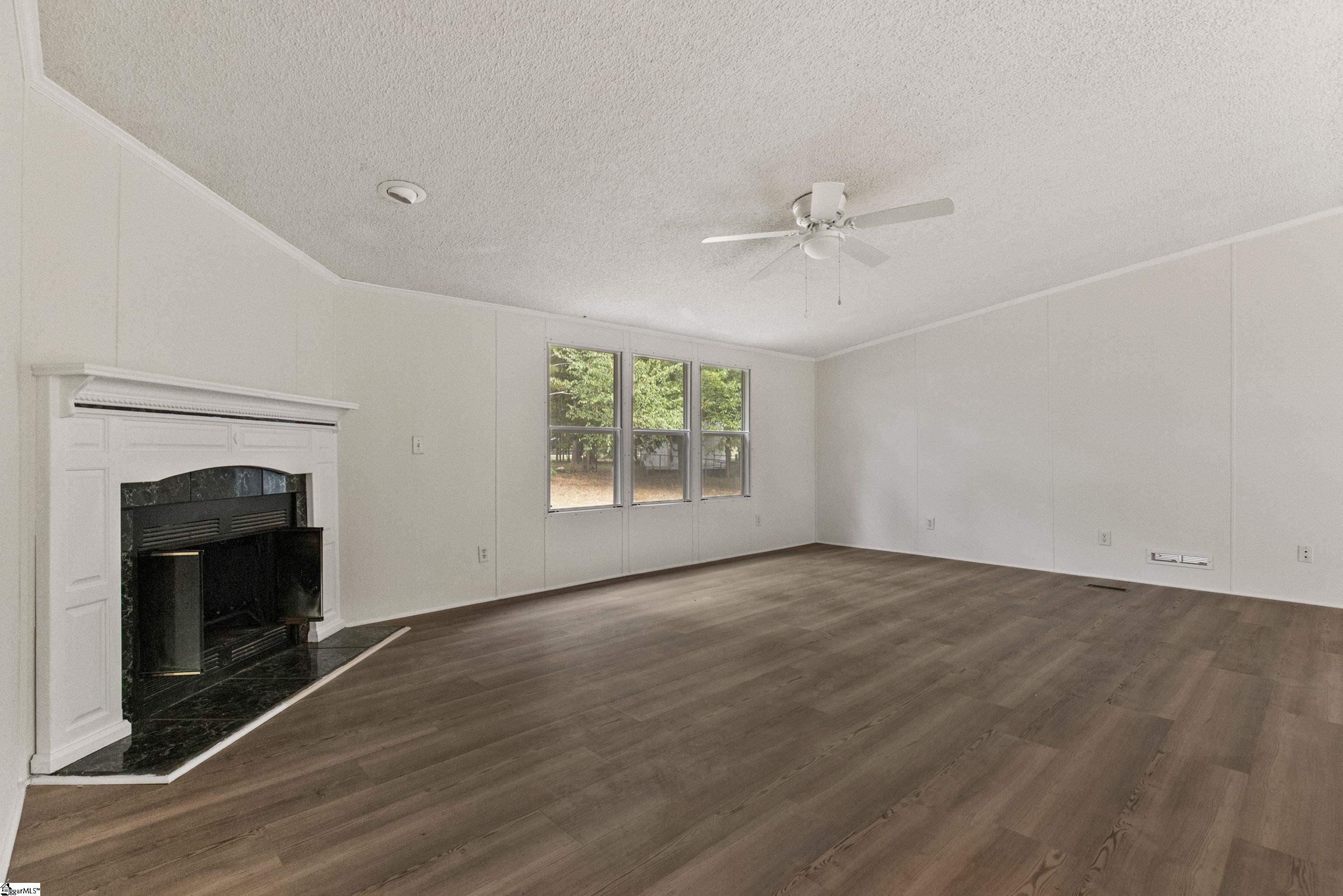 102 De Leon Drive Anderson, SC 29626