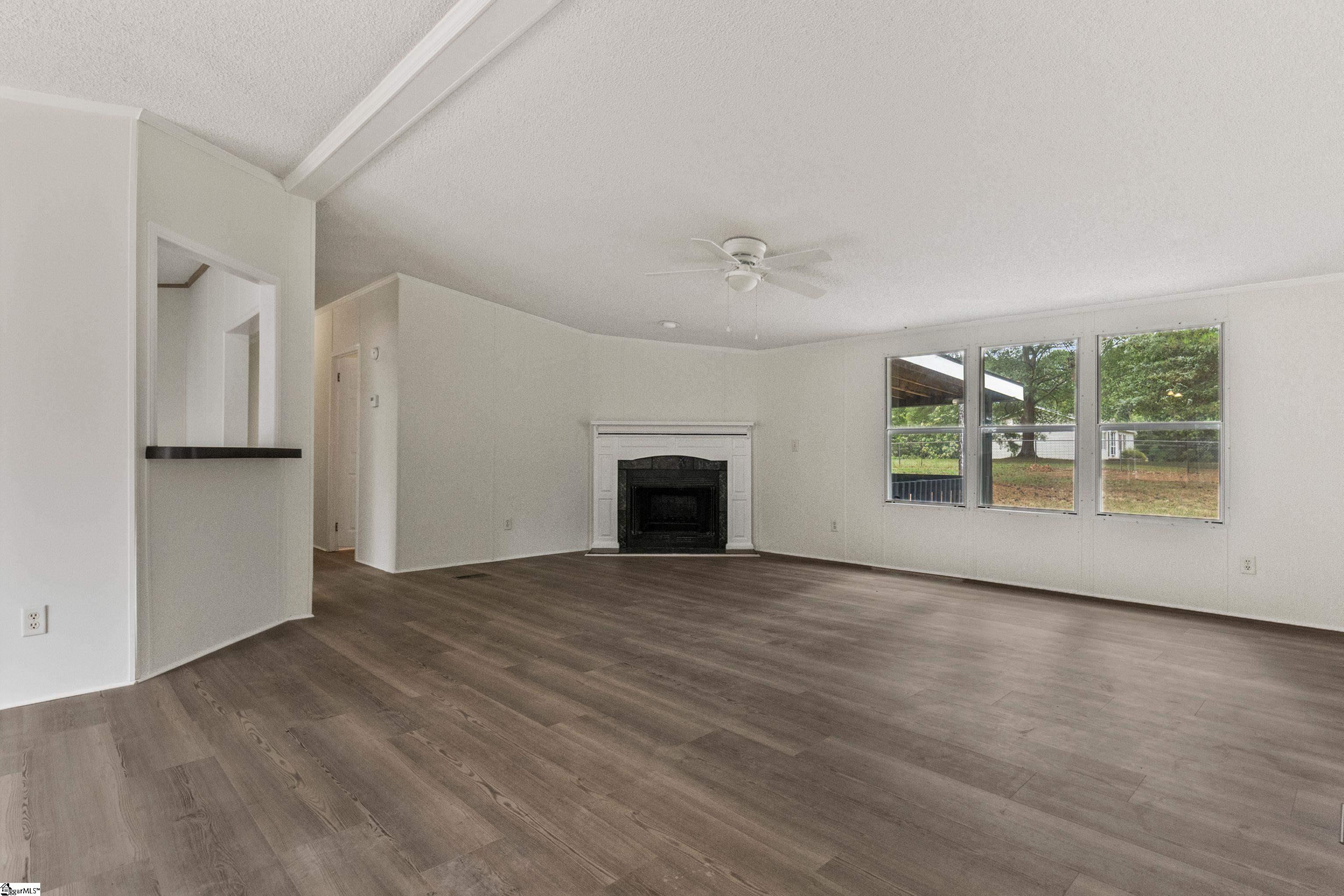 102 De Leon Drive Anderson, SC 29626