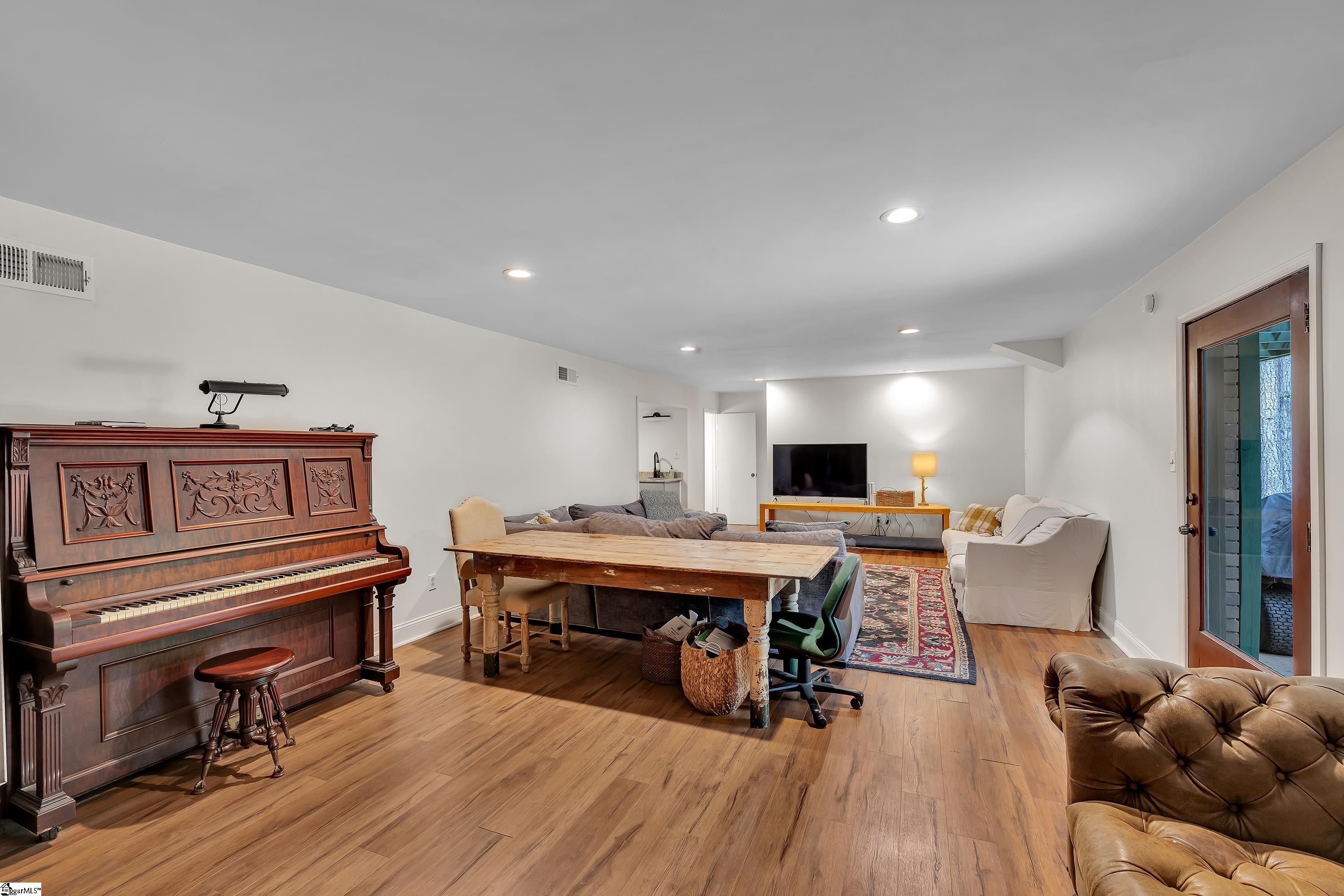1 Tamarack Road Spartanburg, SC 29307