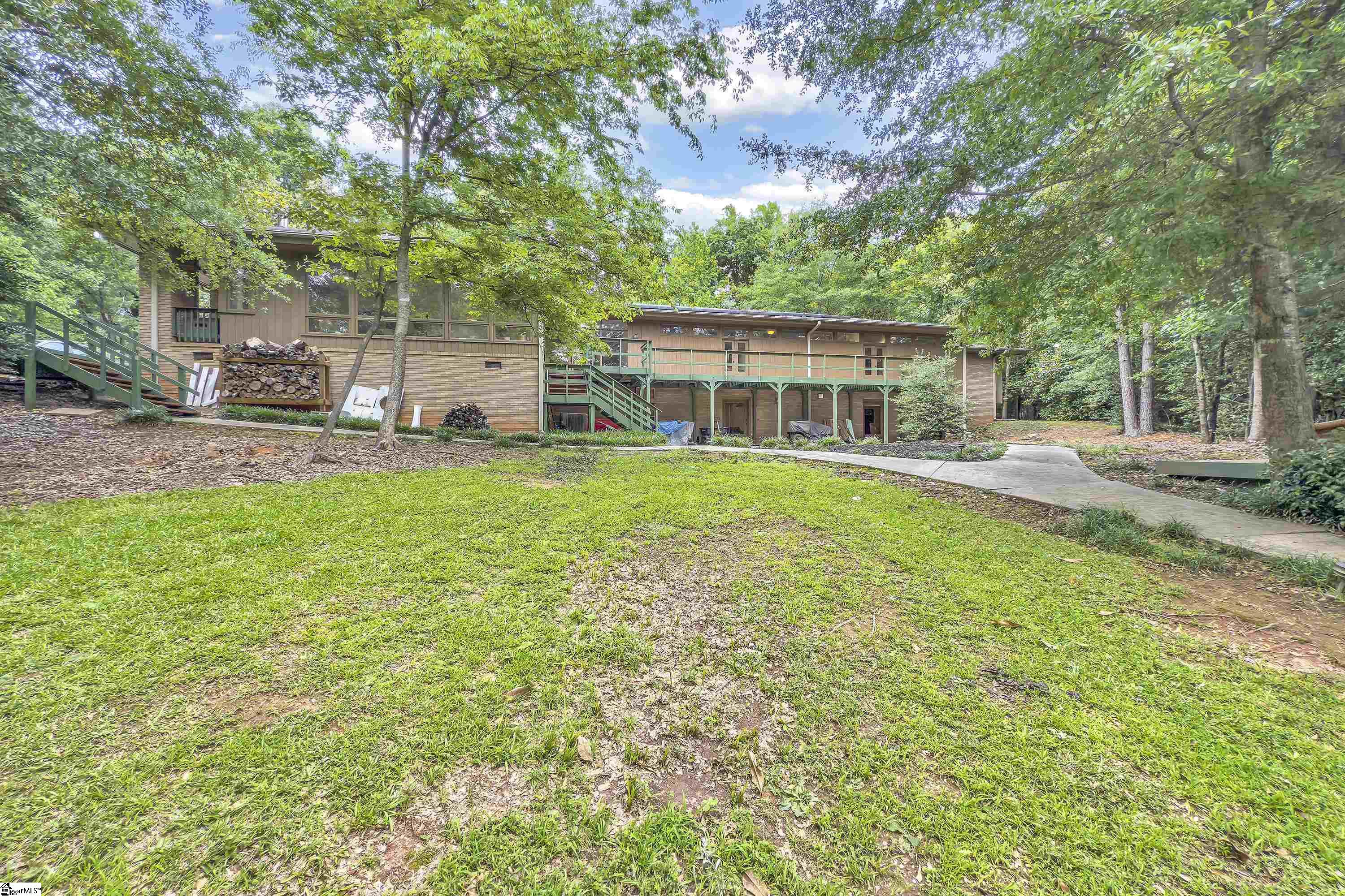 1 Tamarack Road Spartanburg, SC 29307
