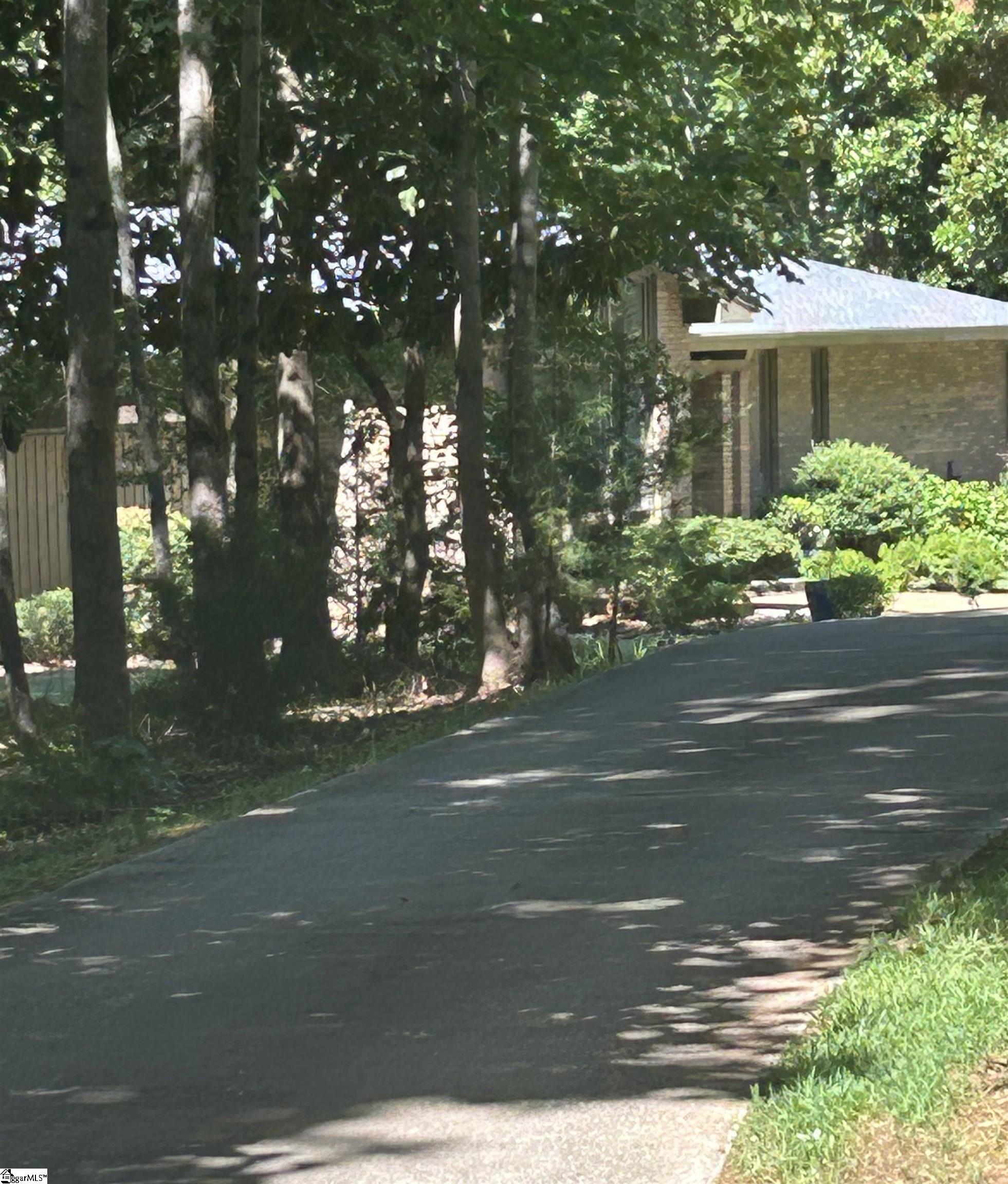 1 Tamarack Road Spartanburg, SC 29307