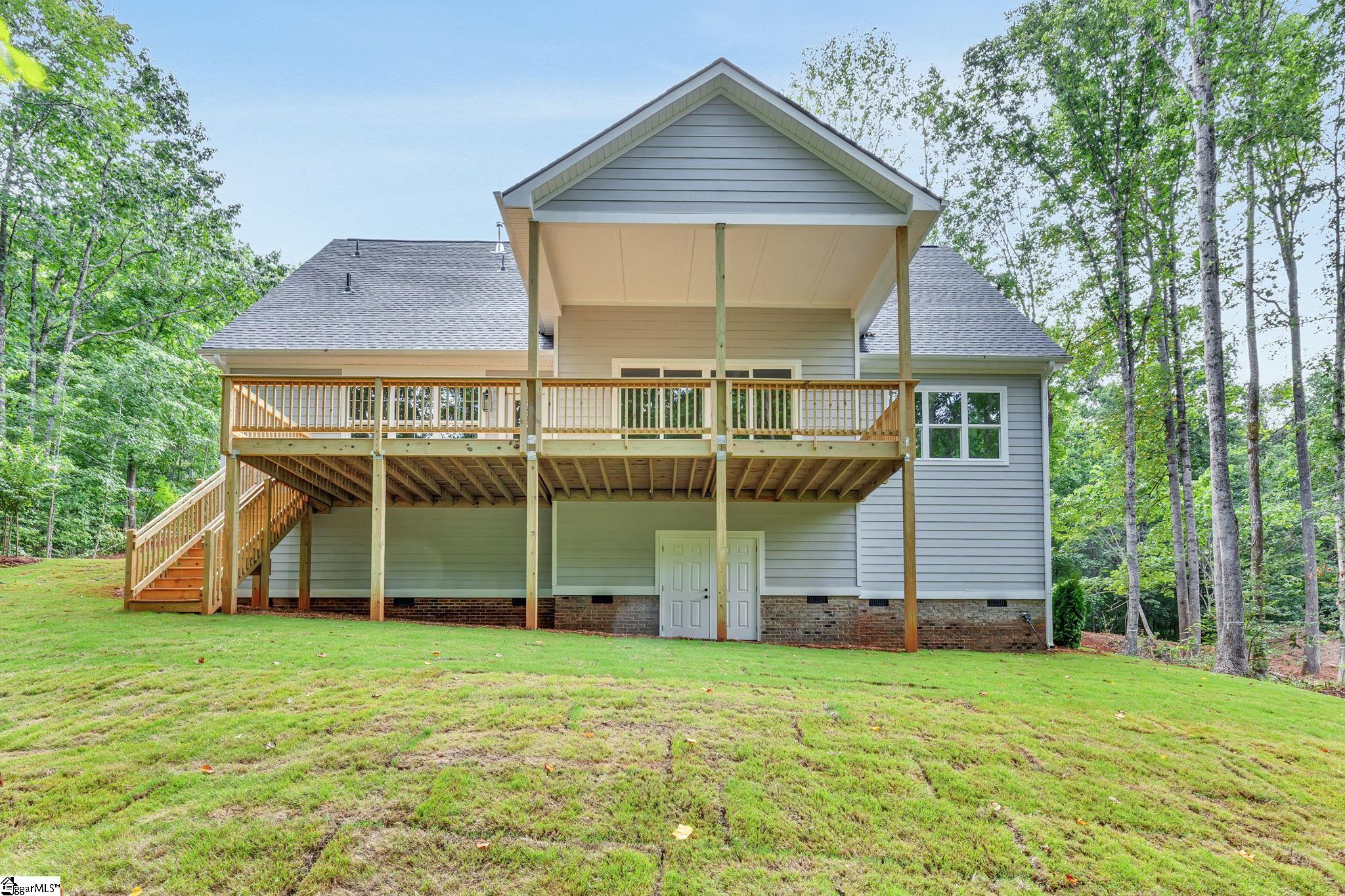 5 Falling Leaf Drive Travelers Rest, SC 29690