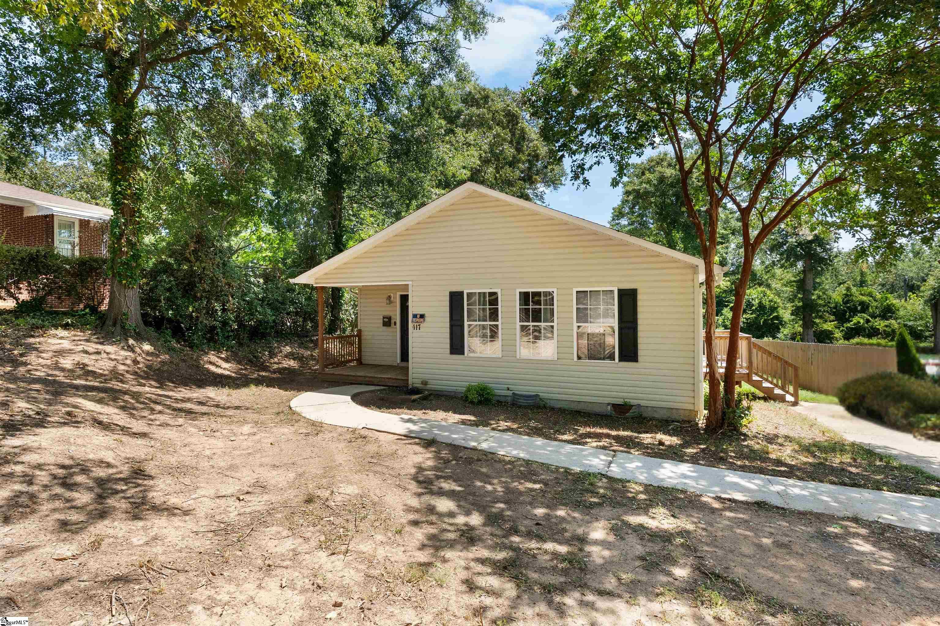 117 Chester Street Spartanburg, SC 29301
