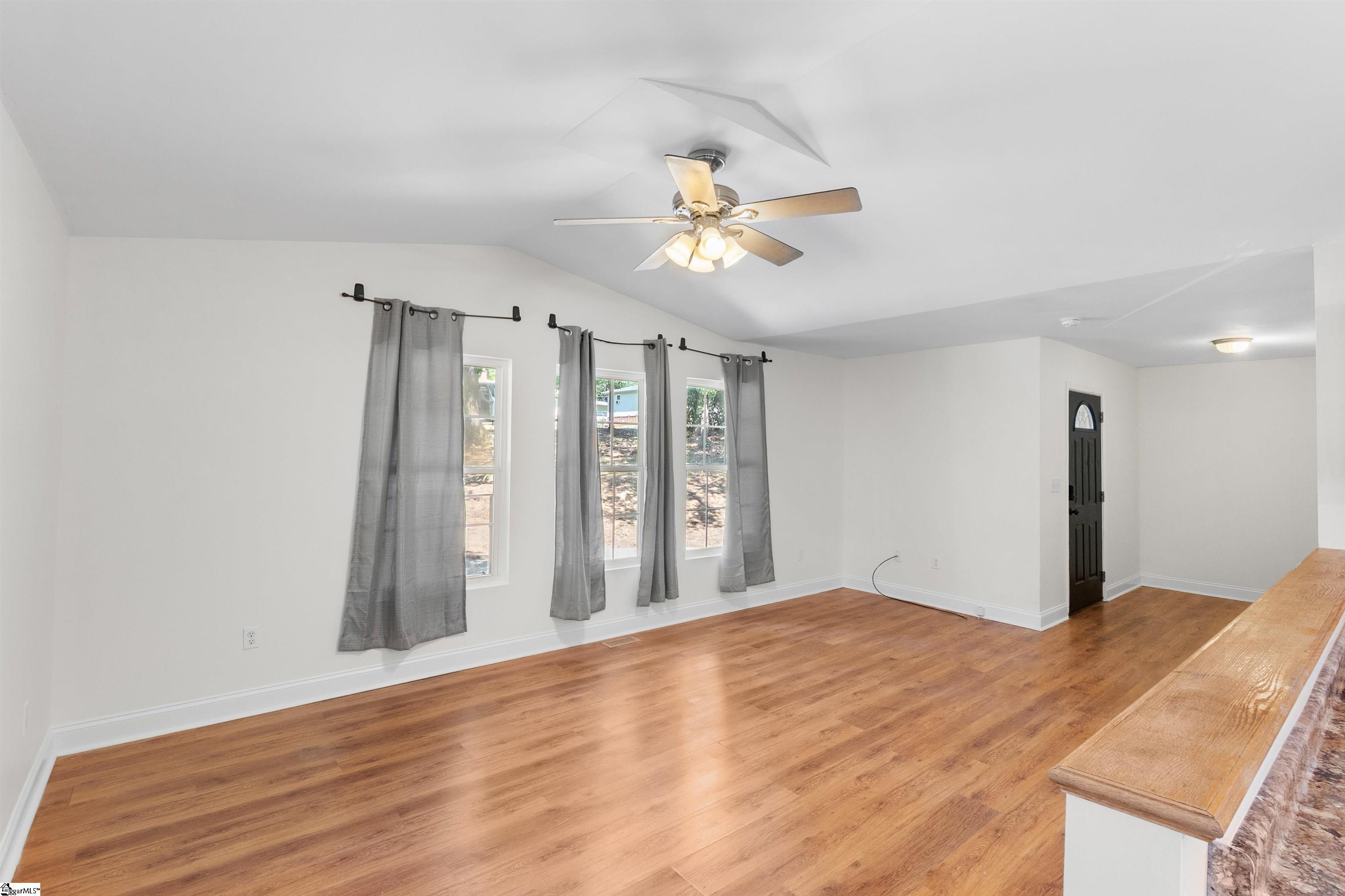 117 Chester Street Spartanburg, SC 29301