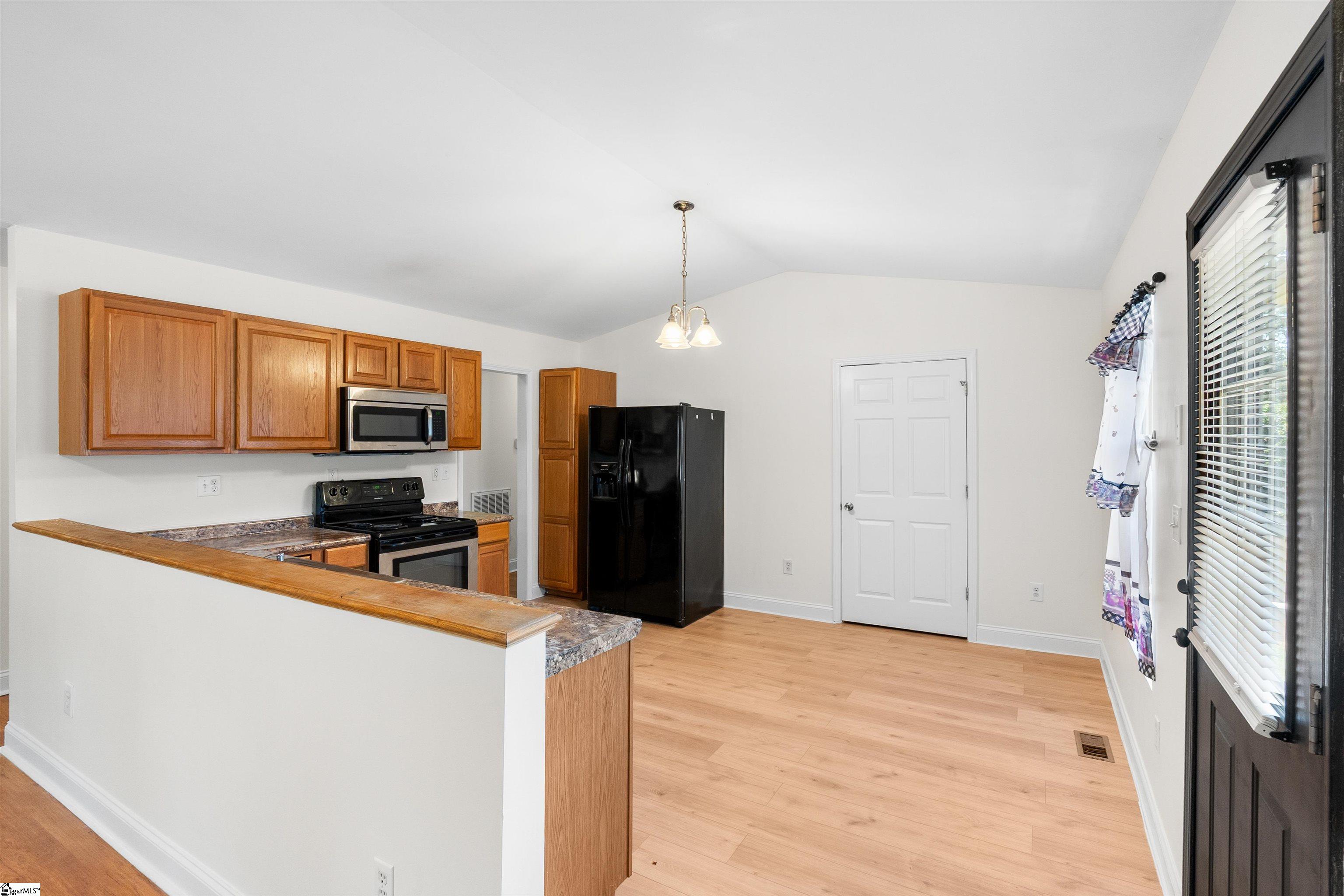 117 Chester Street Spartanburg, SC 29301