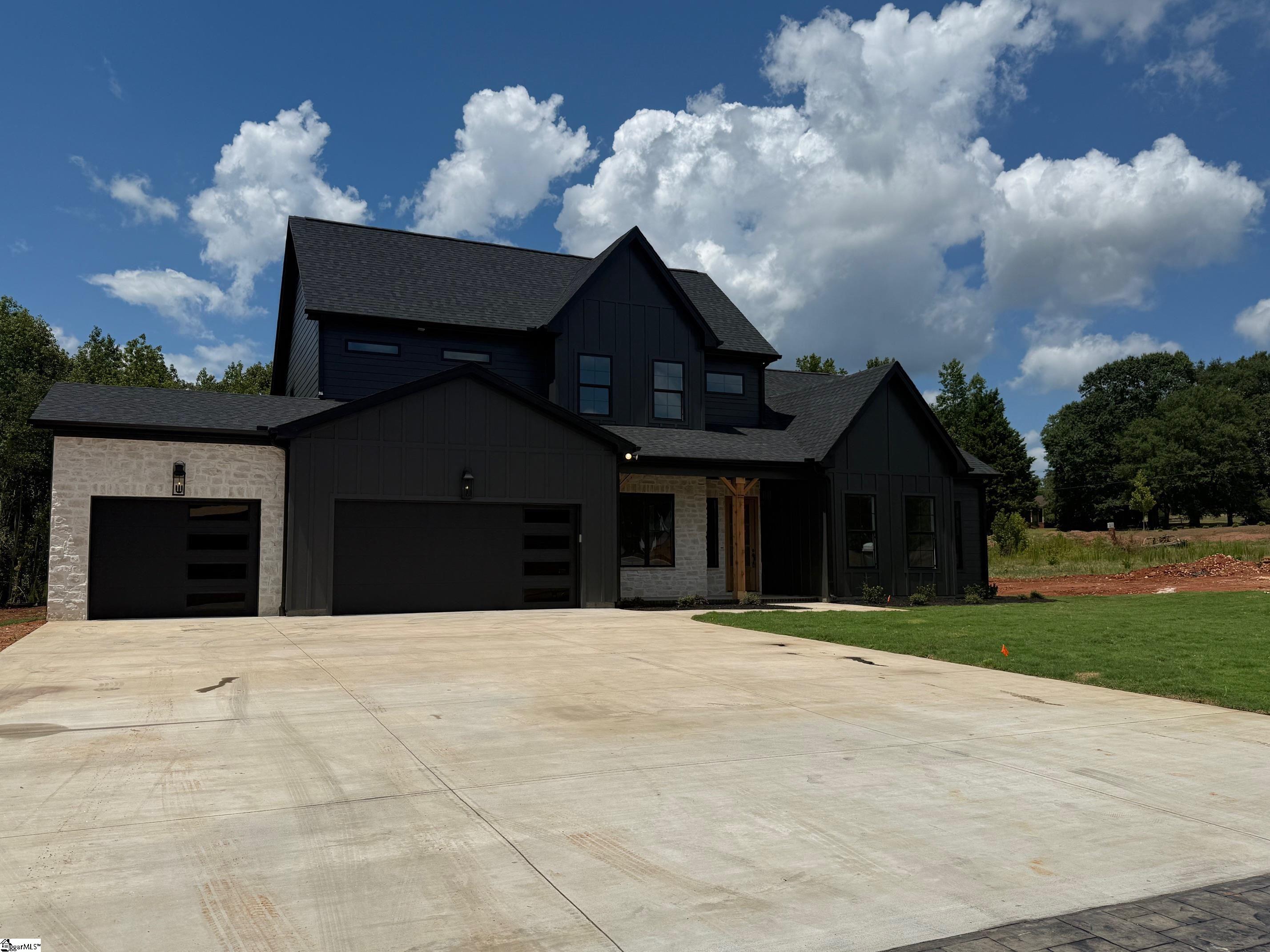 4052 Hollybank Drive UNIT Lot 9 Spartanburg, SC 29303