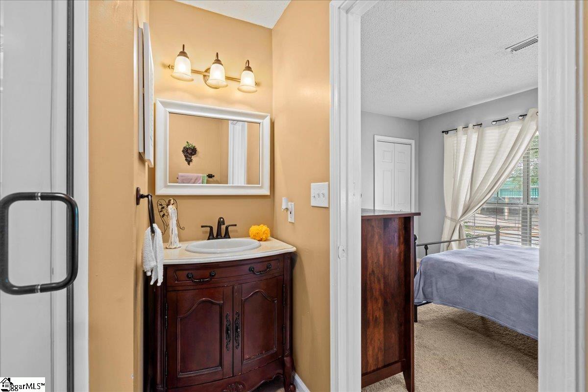 17 Bear Grass Court Greenville, SC 29605