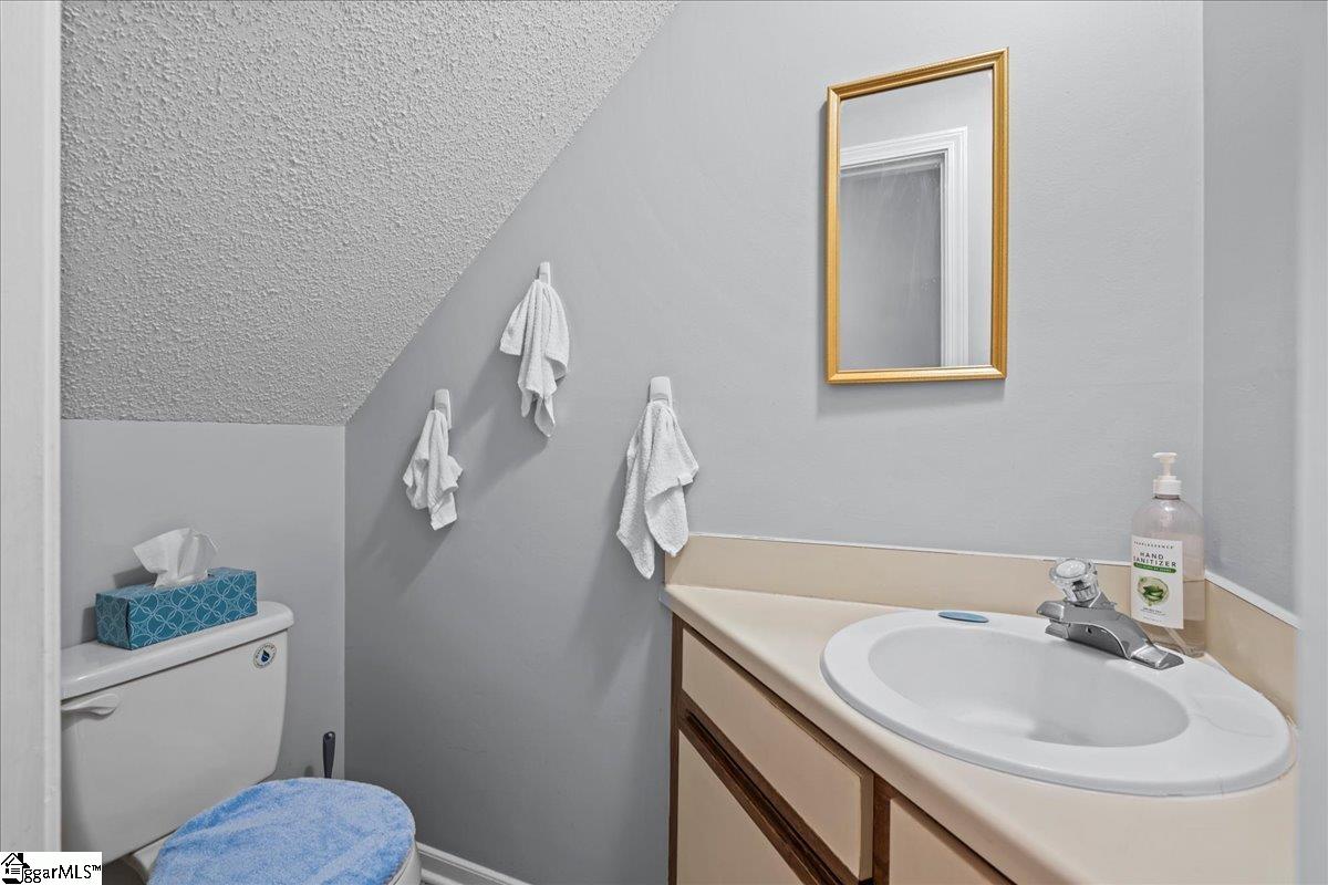 17 Bear Grass Court Greenville, SC 29605