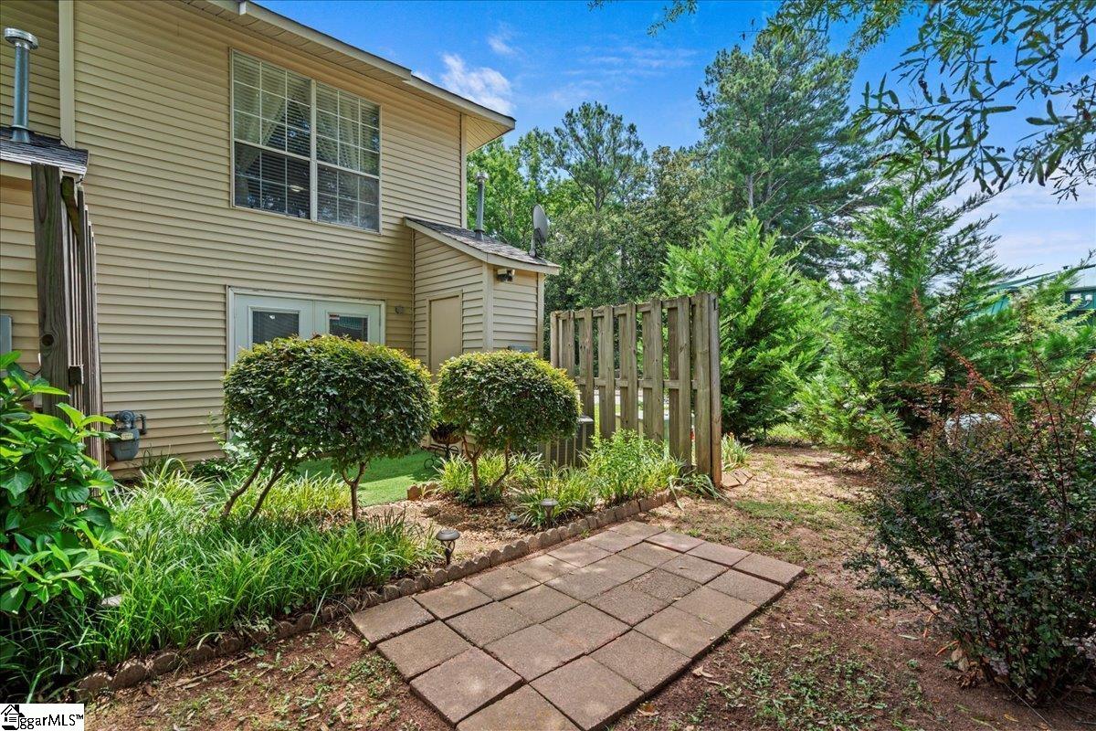 17 Bear Grass Court Greenville, SC 29605