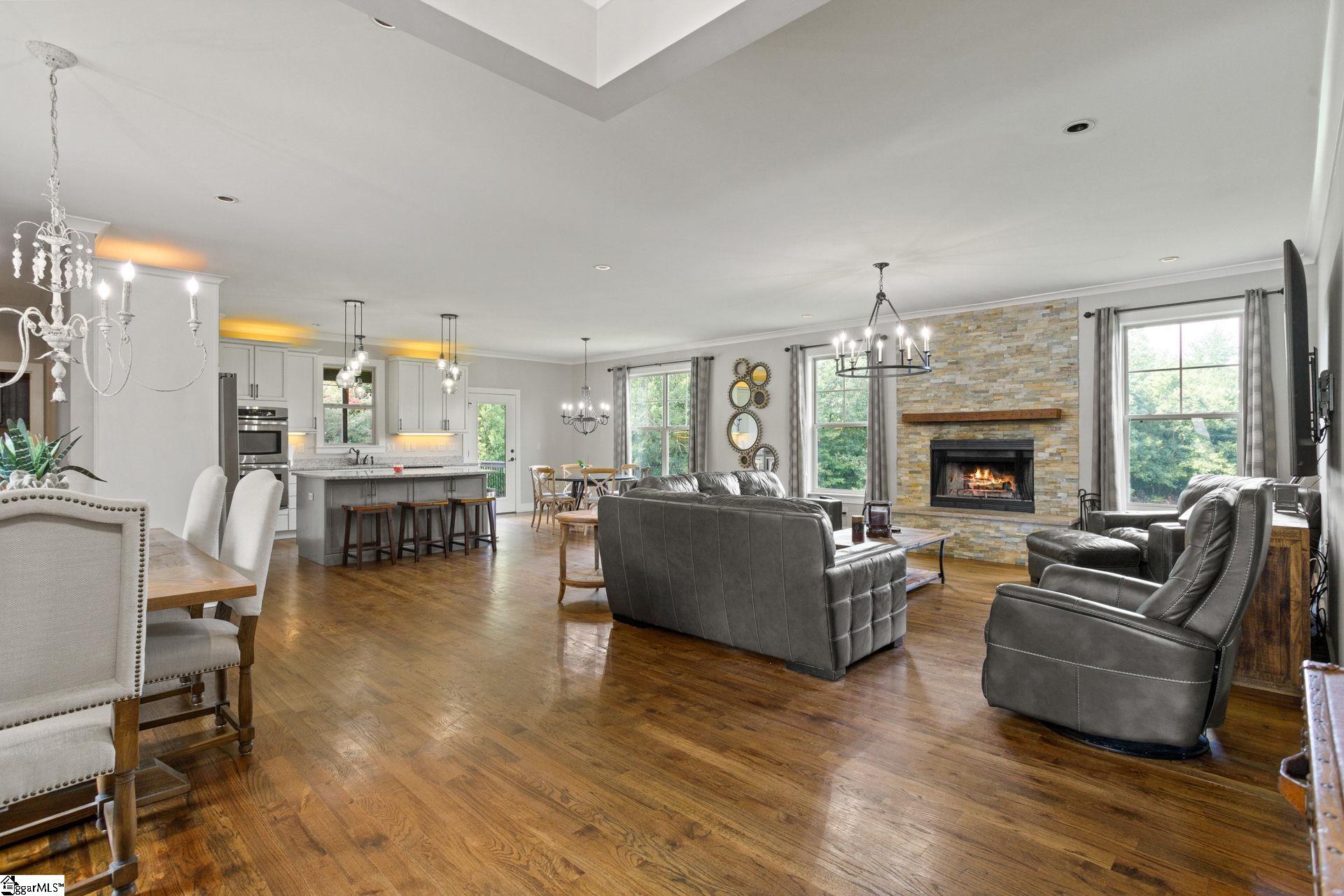 22 Meadowglen Place Greer, SC 29651