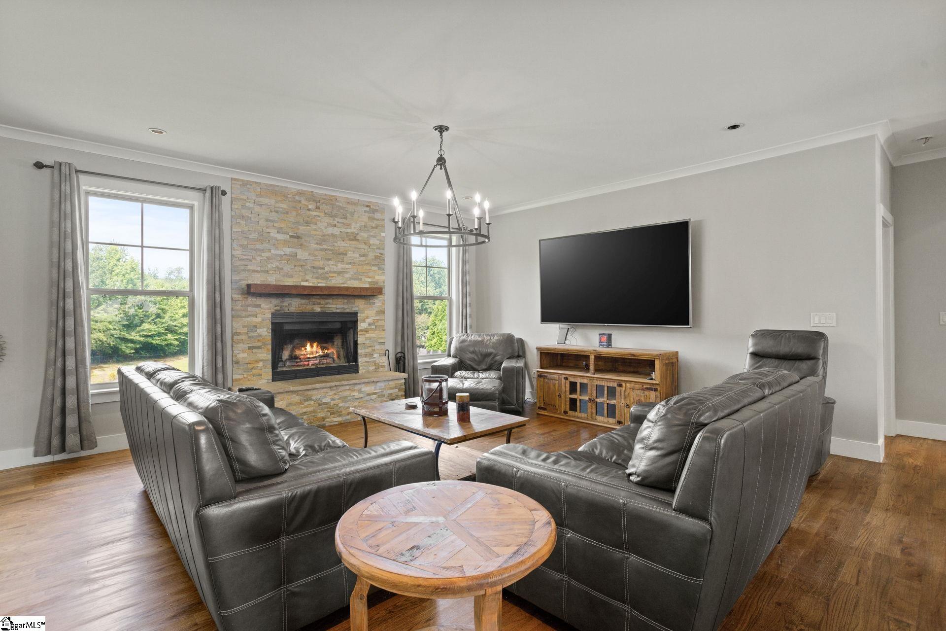 22 Meadowglen Place Greer, SC 29651