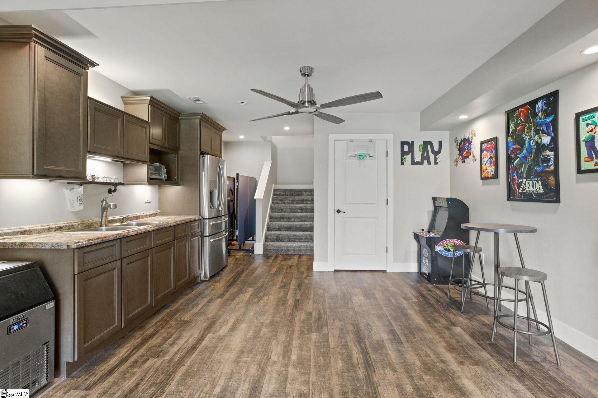22 Meadowglen Place Greer, SC 29651
