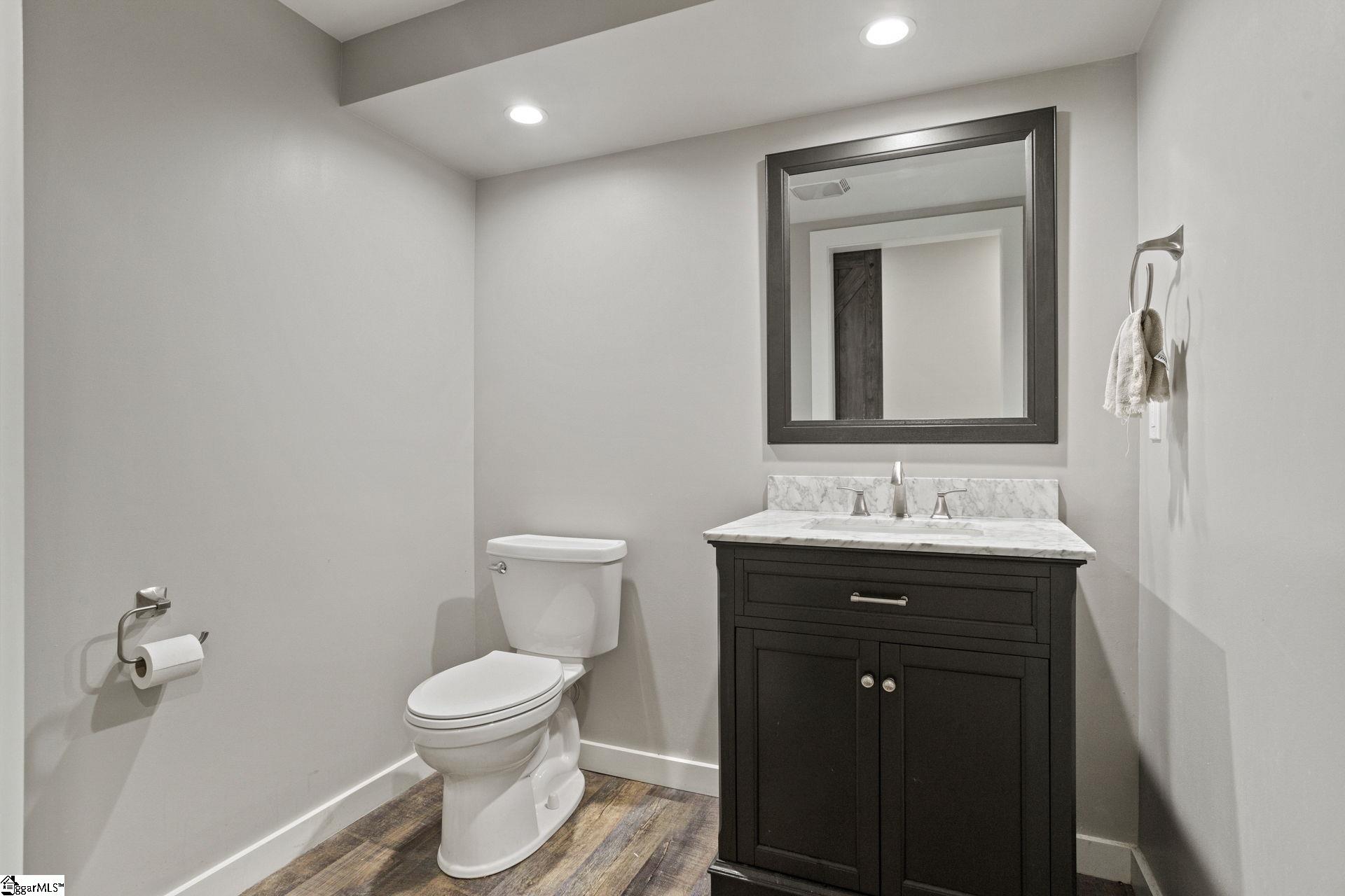 22 Meadowglen Place Greer, SC 29651