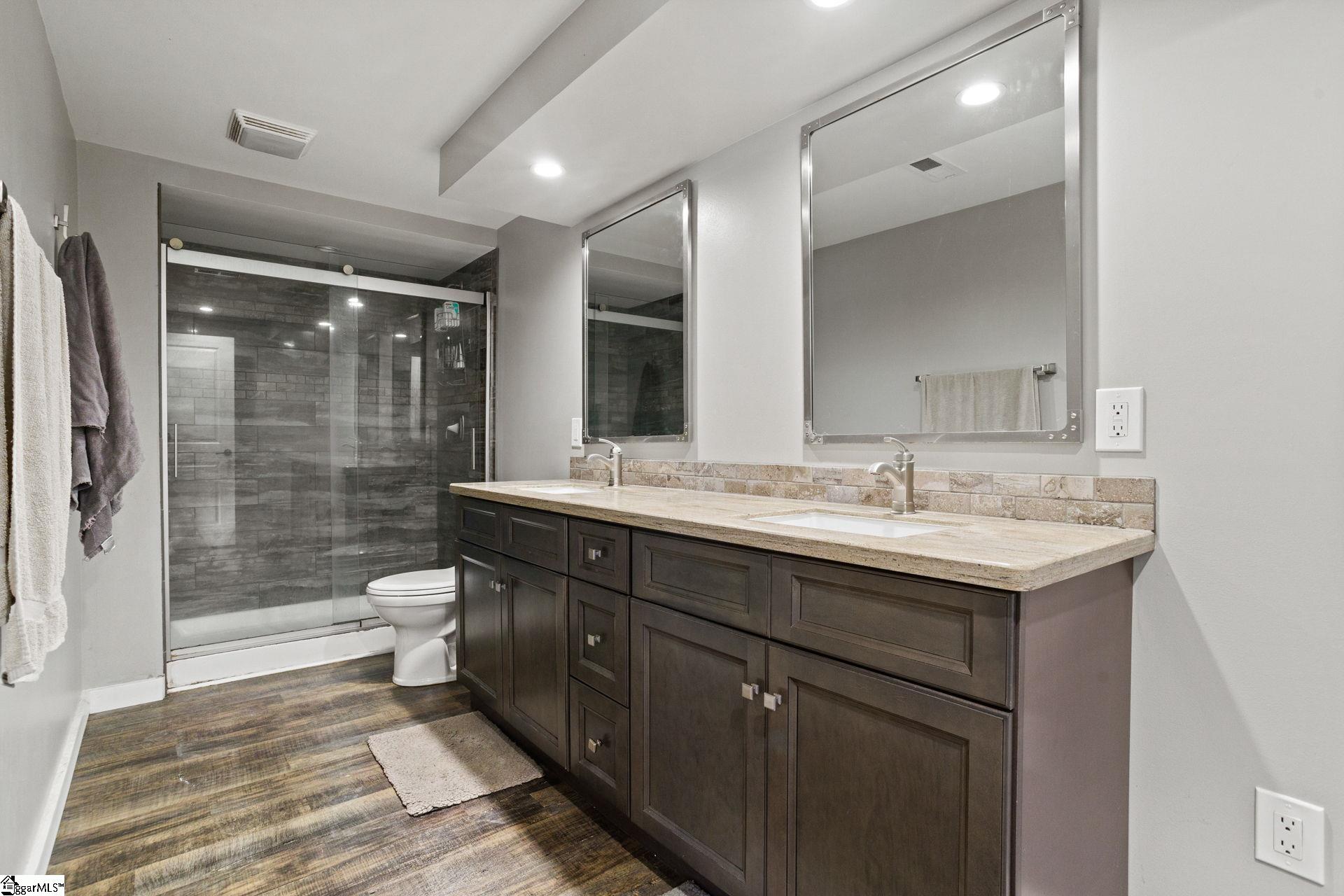 22 Meadowglen Place Greer, SC 29651