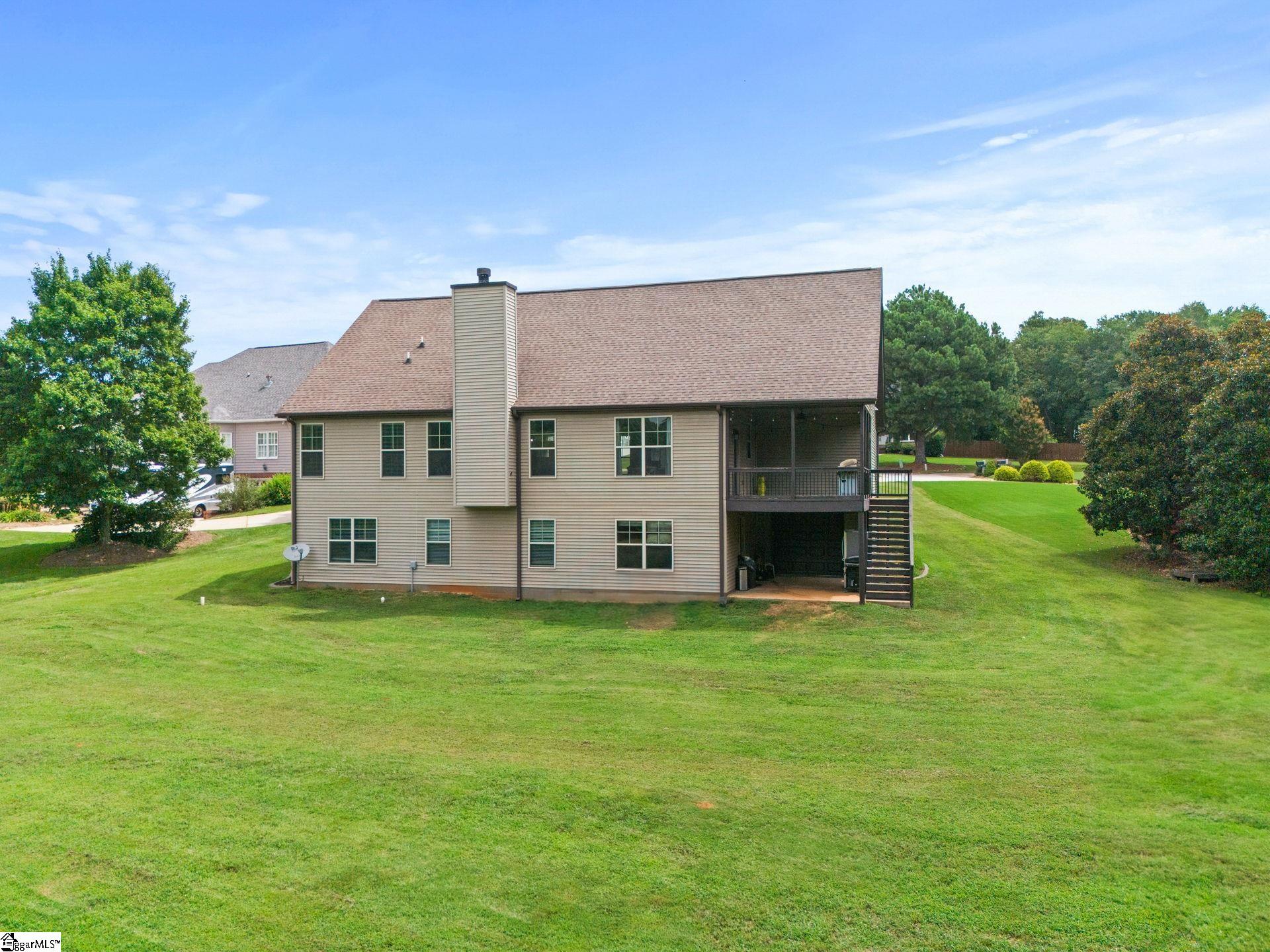 22 Meadowglen Place Greer, SC 29651