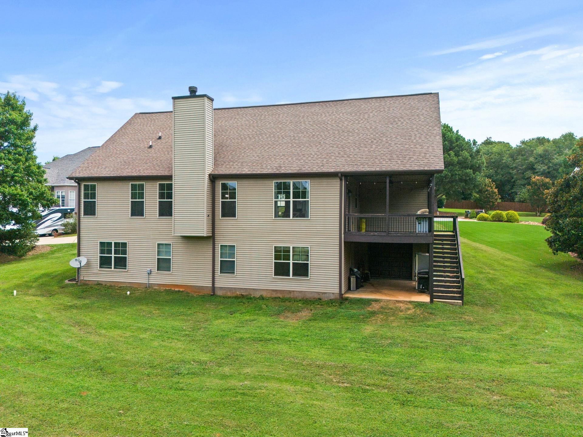 22 Meadowglen Place Greer, SC 29651