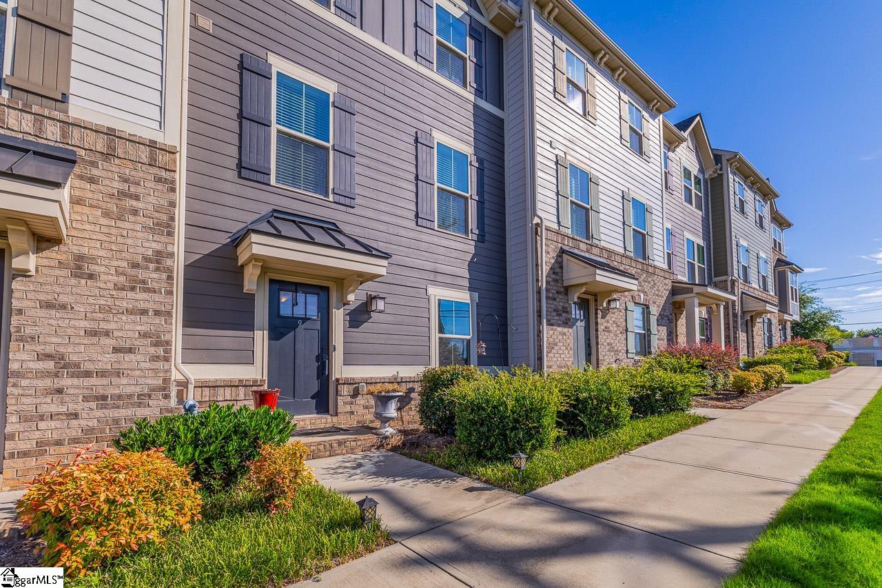 9 Itasca Drive Greenville, SC 29609