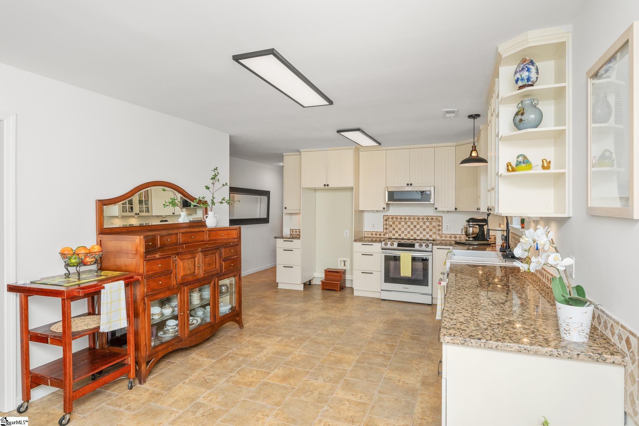 411 Palmetto Drive Greer, SC 29651-5921